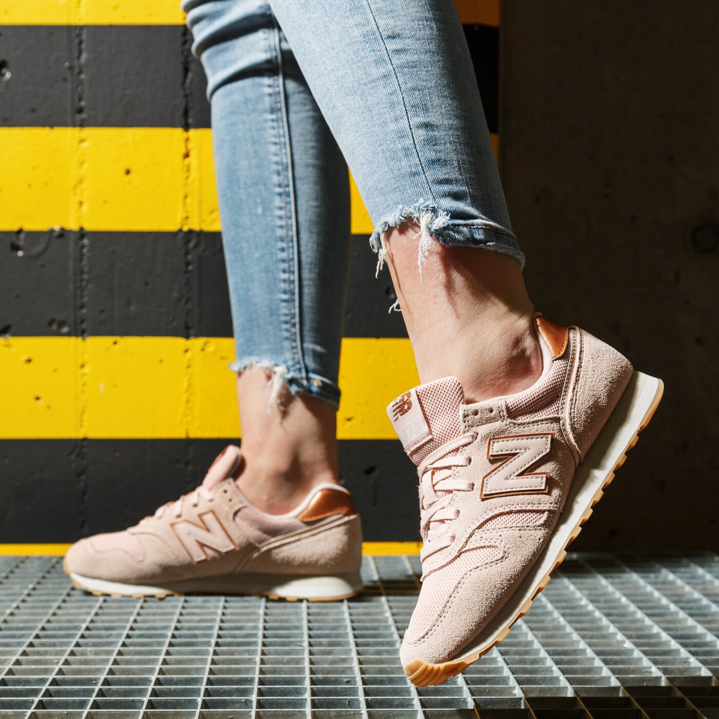 Дамски маратонки NEW BALANCE WL373CC2 wl373cc2 цвят розов