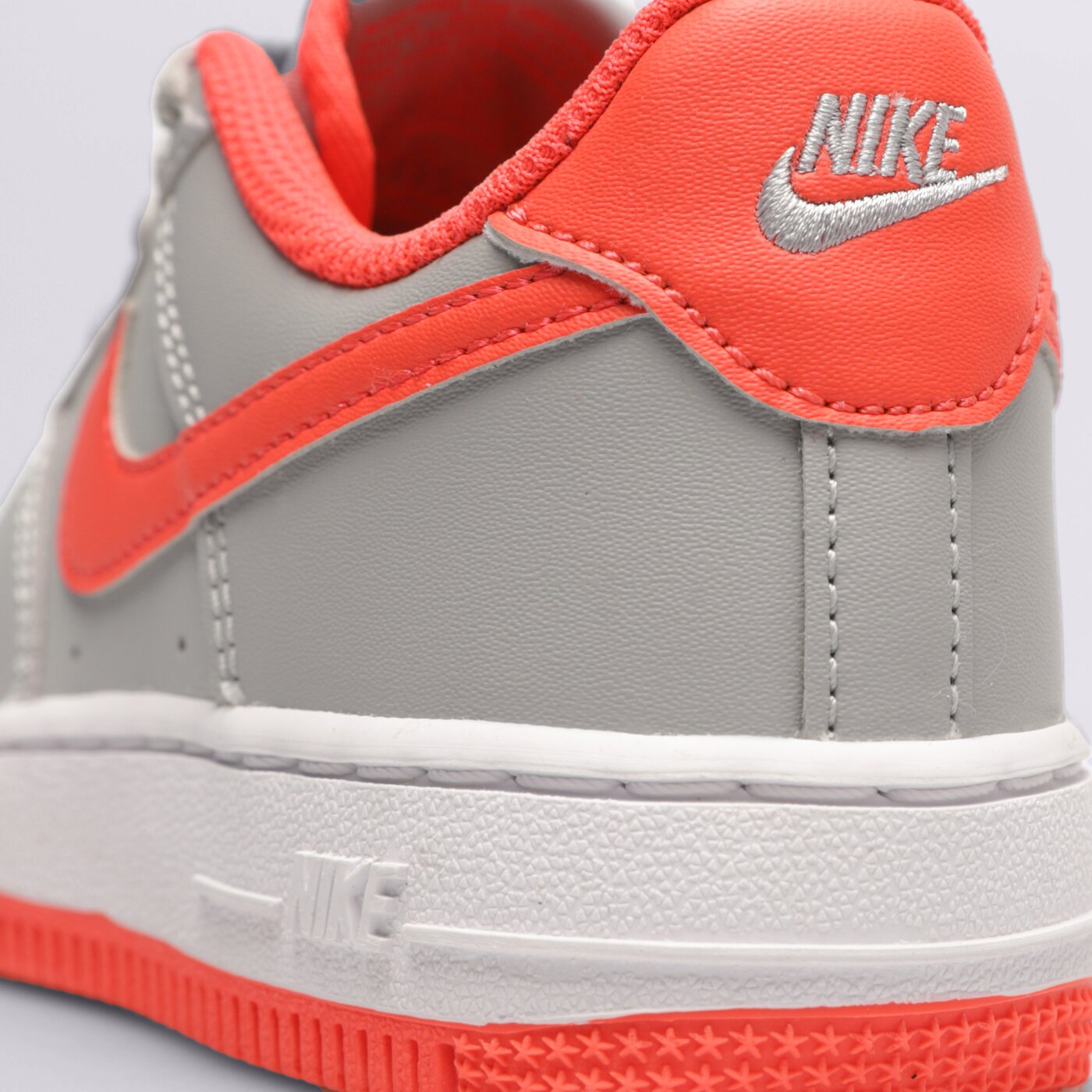 Детски маратонки NIKE FORCE 1 cz1685-005 цвят сив