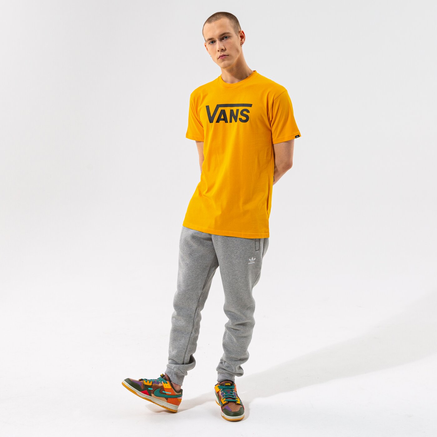 Мъжка тениска VANS ТЕНИСКА VANS CLASSIC vn000gggz9g1 цвят жълт