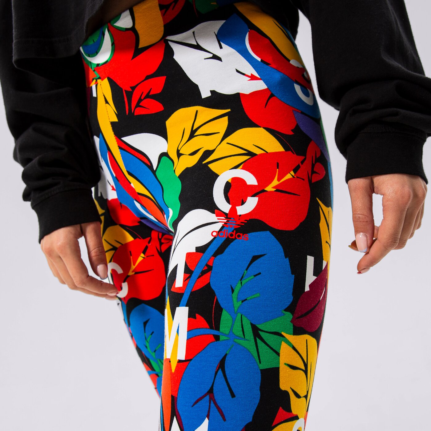 Дамски панталони ADIDAS КЛИН TIGHT hc4478 цвят многоцветен