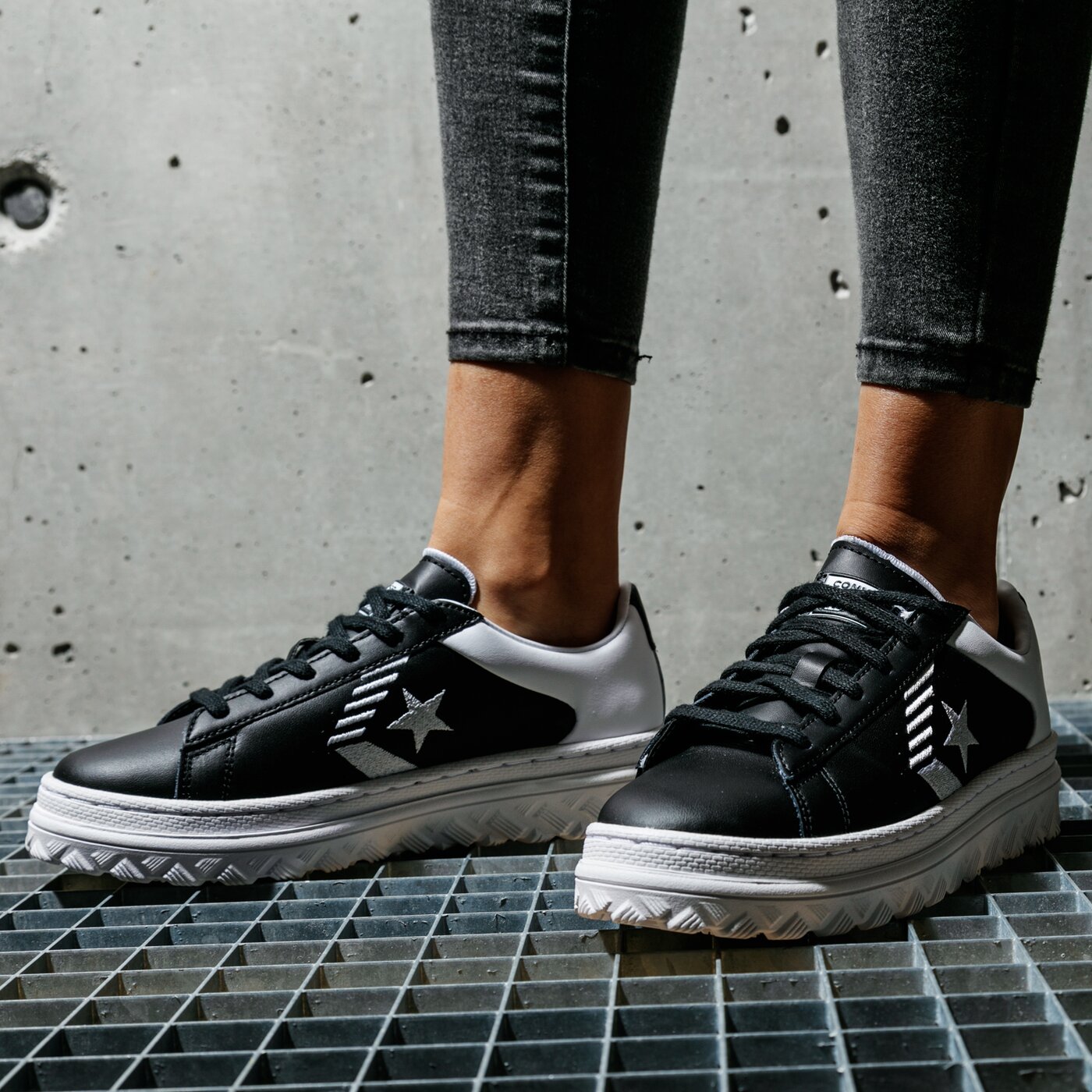 Дамски маратонки CONVERSE PRO LEATHER HACKED 168760c цвят черен