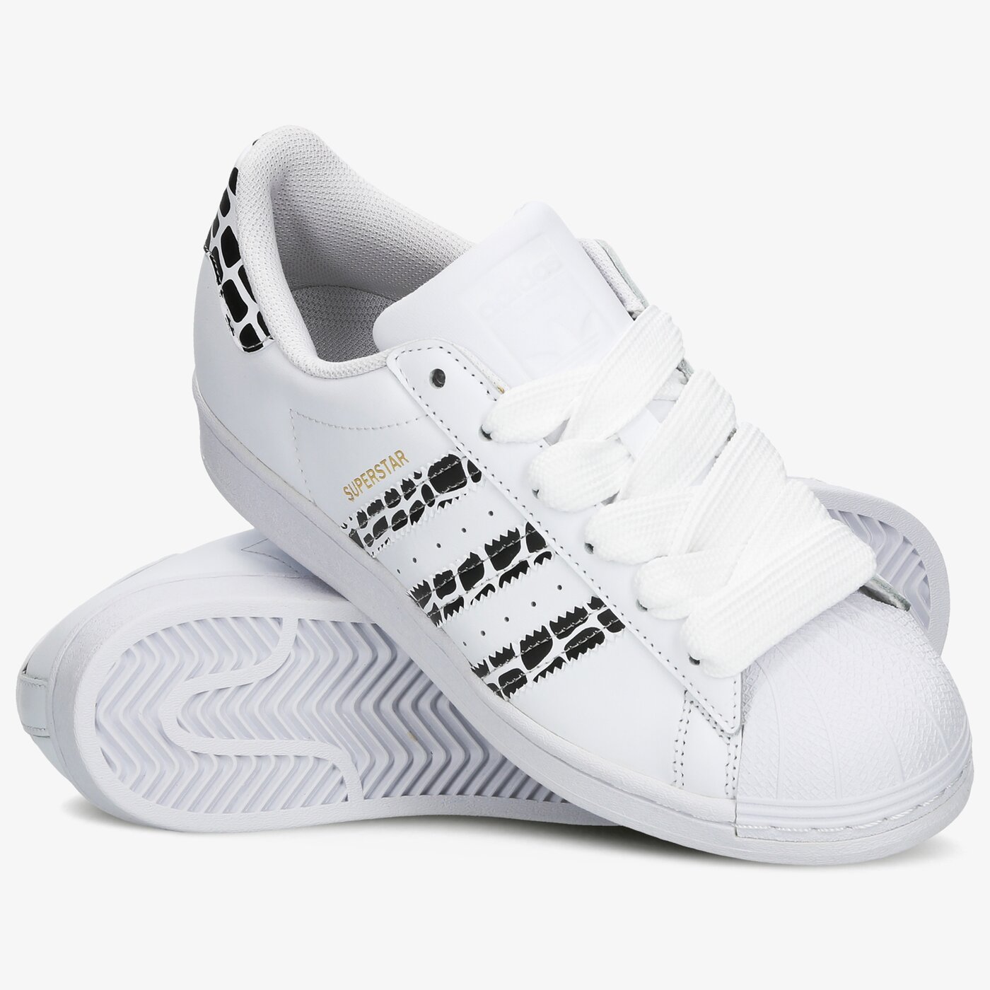 Дамски маратонки ADIDAS SUPERSTAR W  fv3452 цвят бял