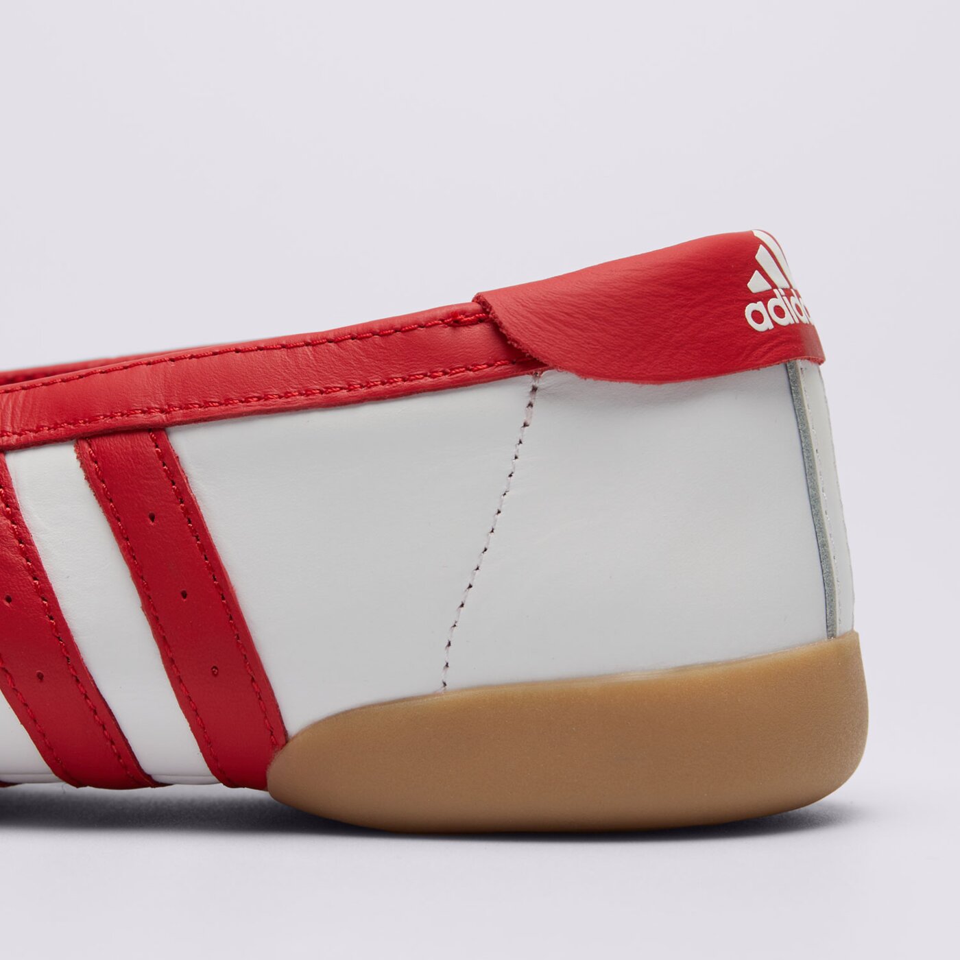 Дамски маратонки ADIDAS TAEKWONDO MEI BALLET W jq0960 цвят бял