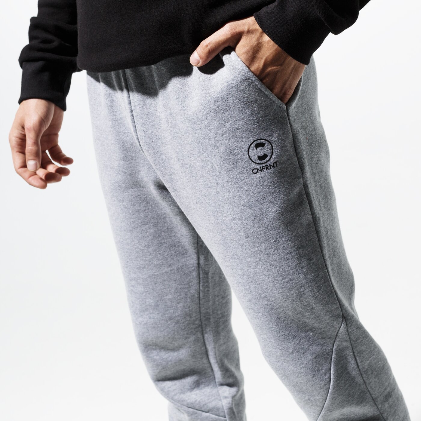 Мъжки панталони CONFRONT ПАНТАЛОНИ ESSENTIAL GRY PANTS cf39spm30003 цвят сив