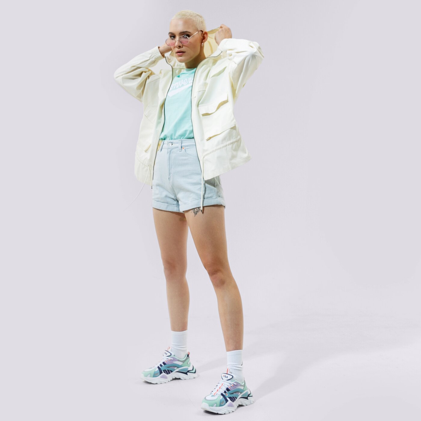 Дамска тениска CONVERSE ТЕНИСКА WMN NOVA CENTER FRONT LOGO TEE 10018268-a12 цвят мента