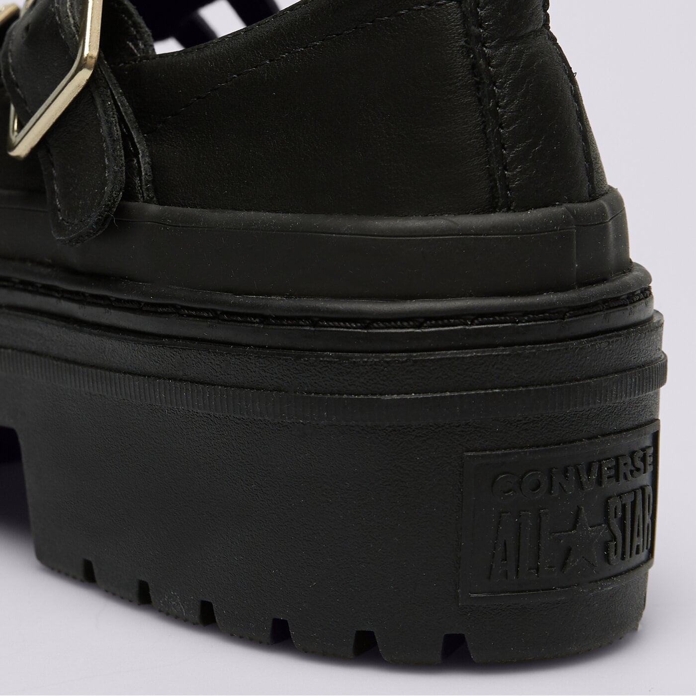 Дамски кежуал CONVERSE CHUCK TAYLOR ALL STAR LUGGED HEEL MJ a10616c цвят черен