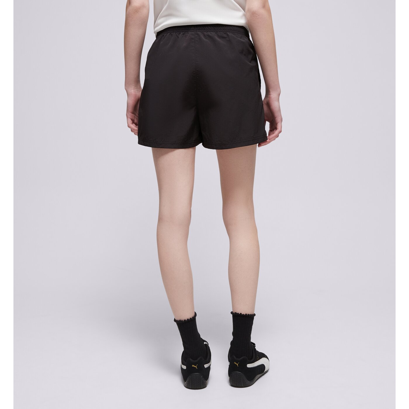 Дамски къси панталони PUMA ШОРТИ CLASSICS A-LINE 62424201 цвят черен