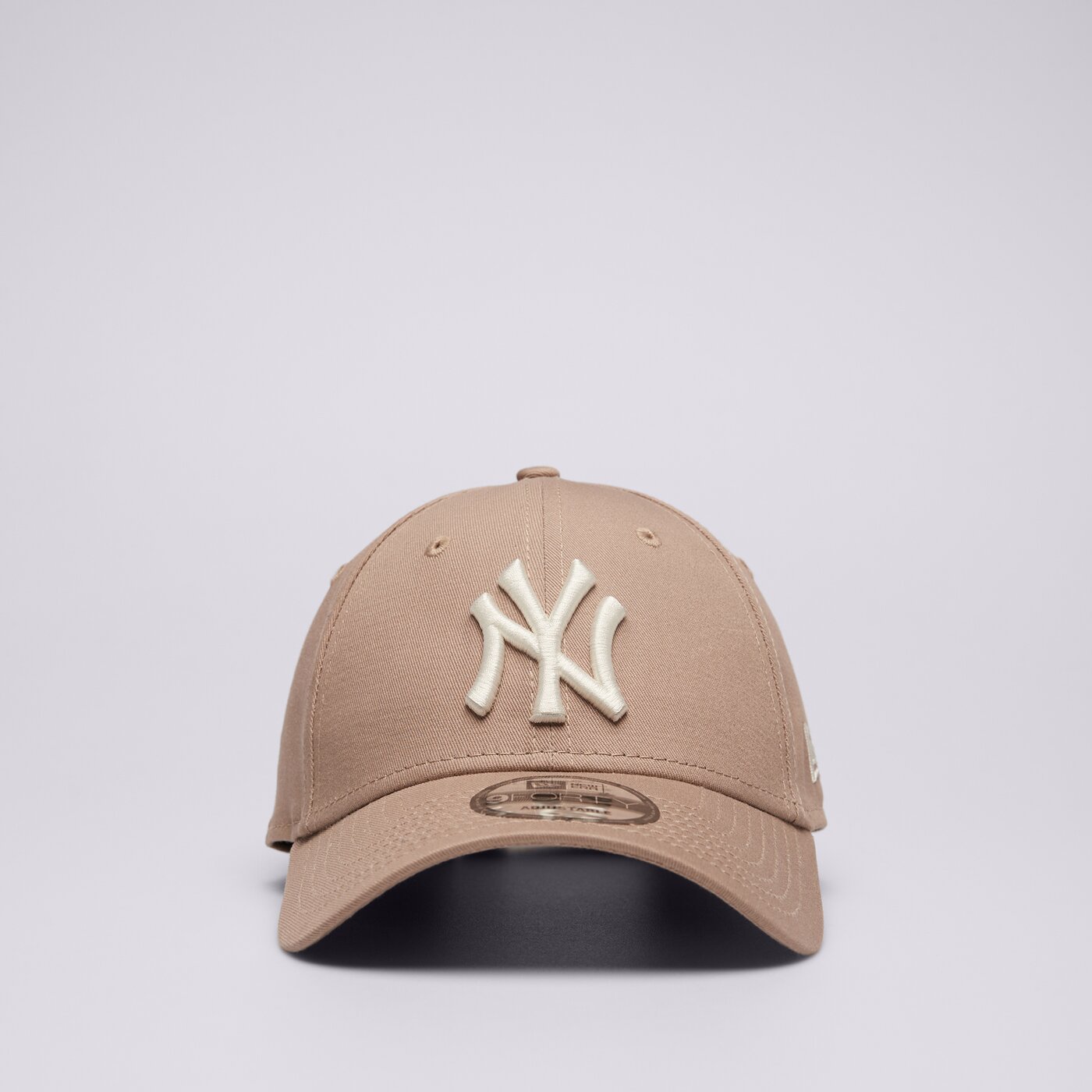 Дамска шапка с козирка NEW ERA ШАПКА LE 940 NYY NEW YORK YANKEES 60435207 цвят кафяв