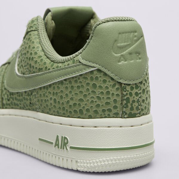 Дамски маратонки NIKE W AIR FORCE 1 '07 PRM fv6519-200 цвят зелен