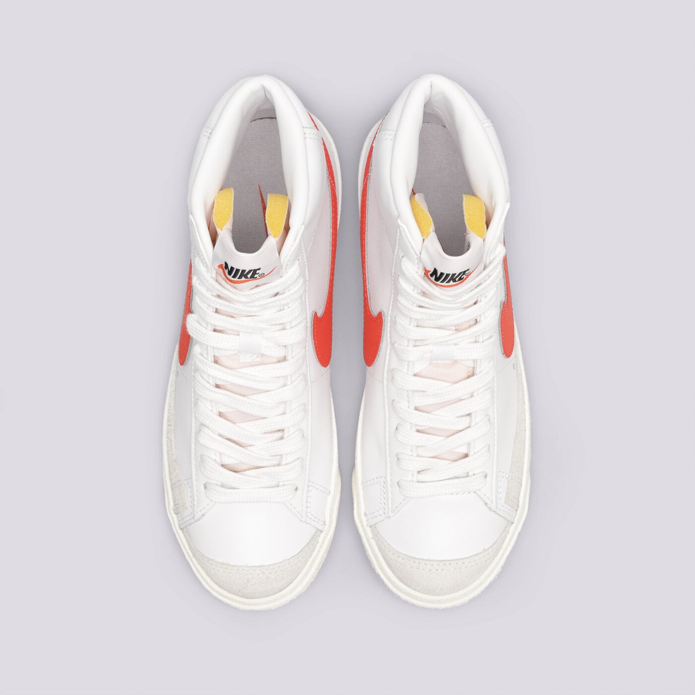 Дамски маратонки NIKE BLAZER MID 77 cz1055-101 цвят бял