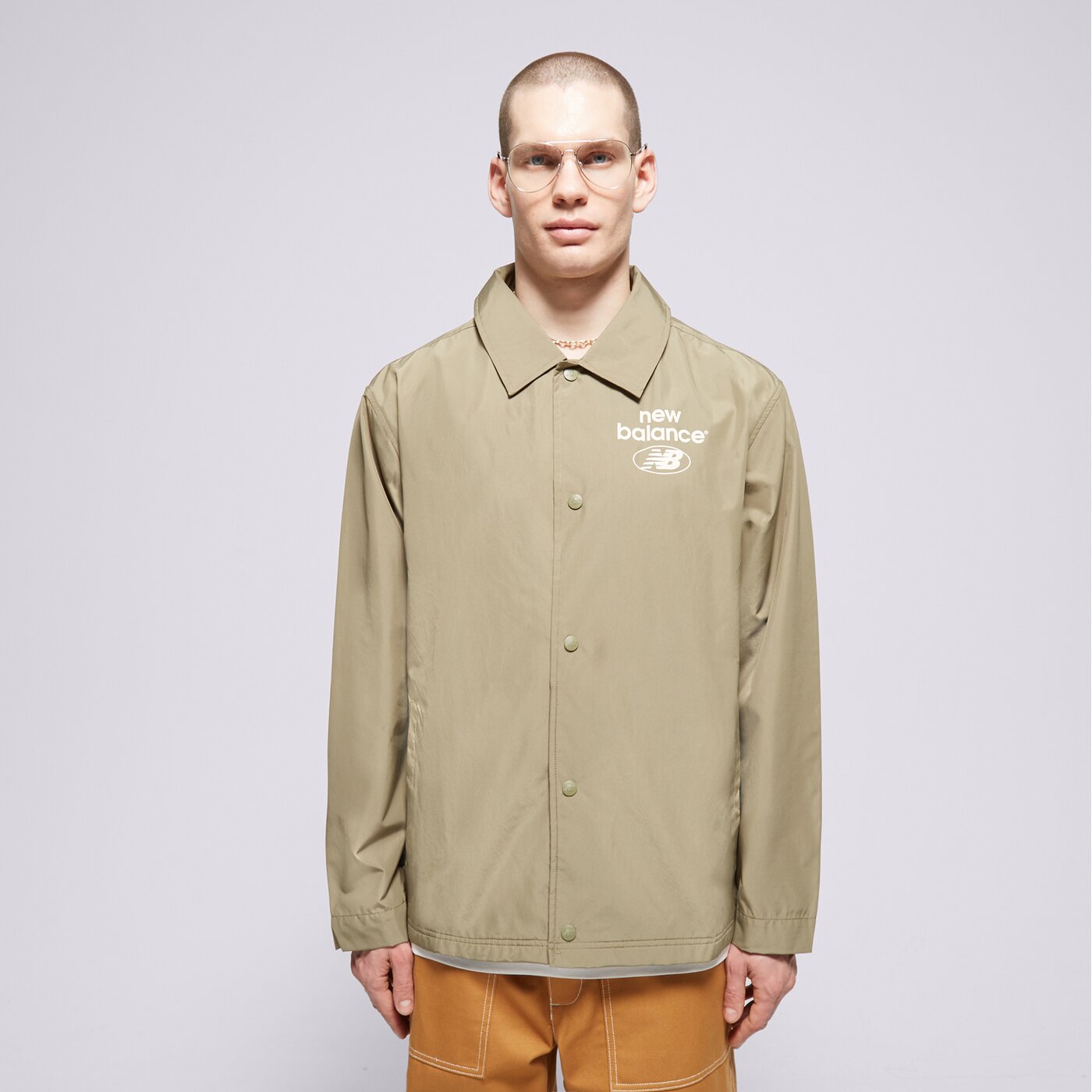 Мъжко преходно яке NEW BALANCE ЯКЕ ЯКЕ ESSENTIALS REIMAGINED WOVEN CGN mj31531cgn цвят бежов