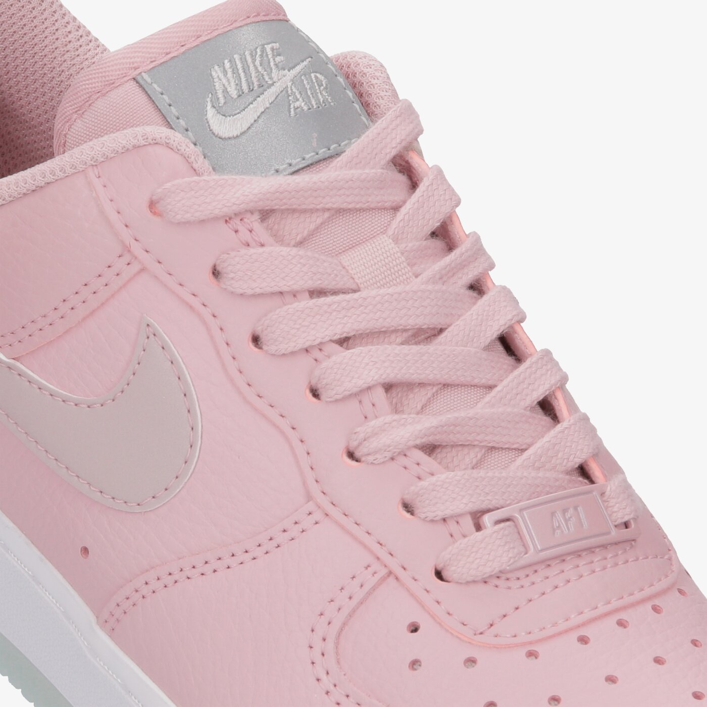 Дамски маратонки NIKE WMNS AIR FORCE 1 '07 ESS ao2132-500 цвят розов