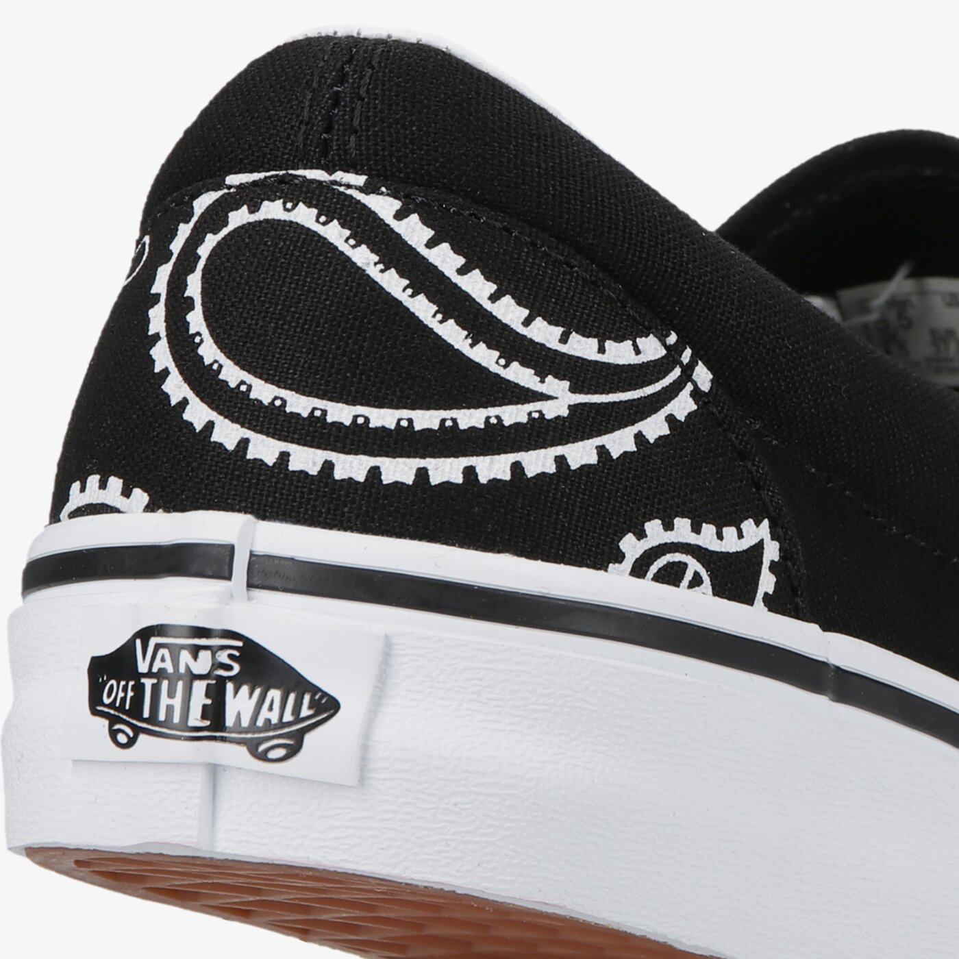 Дамски маратонки VANS UA CLASSIC SLIP-ON vn0a5jmhb0e1 цвят черен