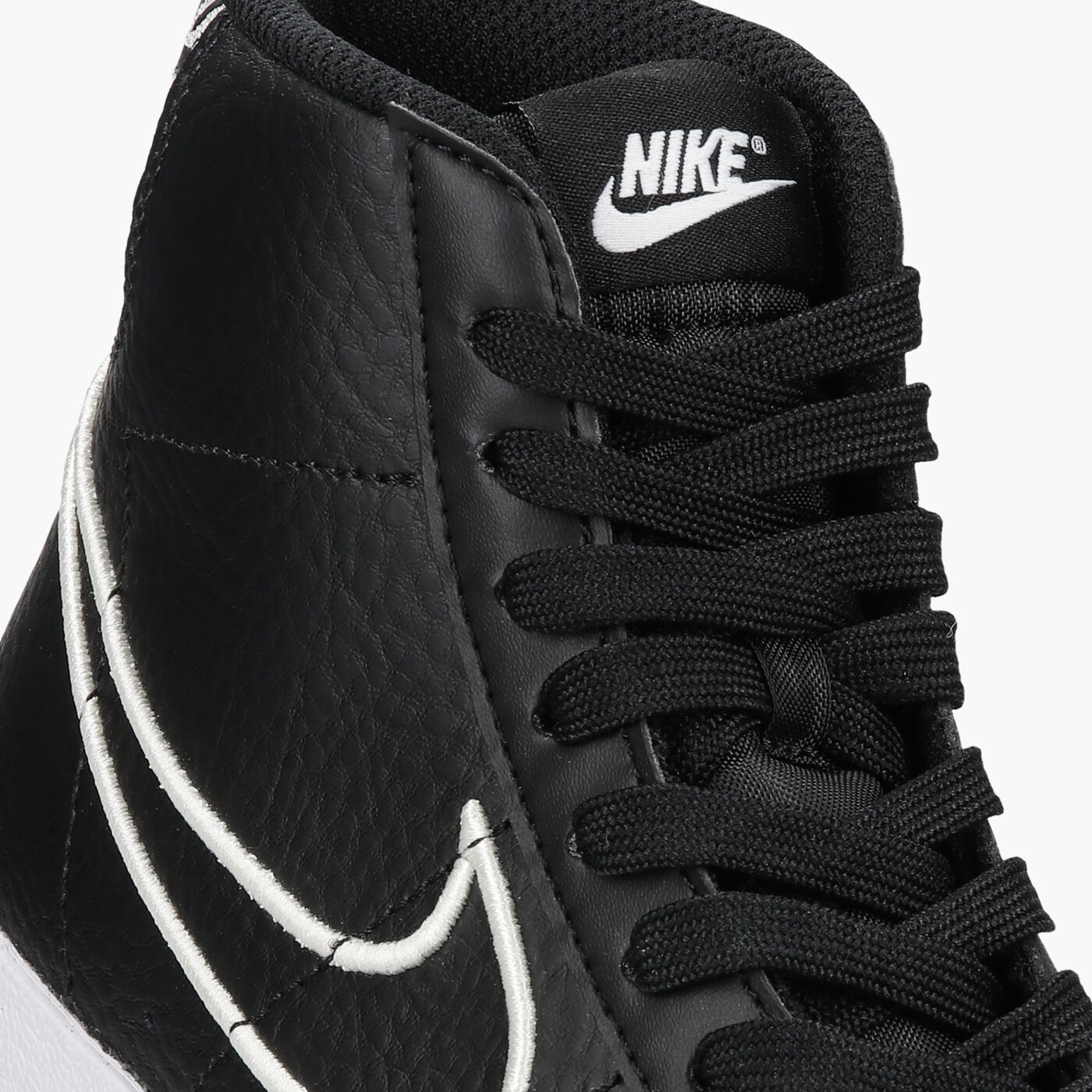 Детски маратонки NIKE BLAZER MID '77 SE dj0265-001 цвят черен