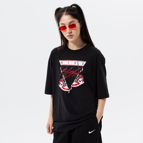 Дамска тениска JORDAN ТЕНИСКА W J FLIGHT SHOE GFX OS TEE dv1411-010 цвят черен