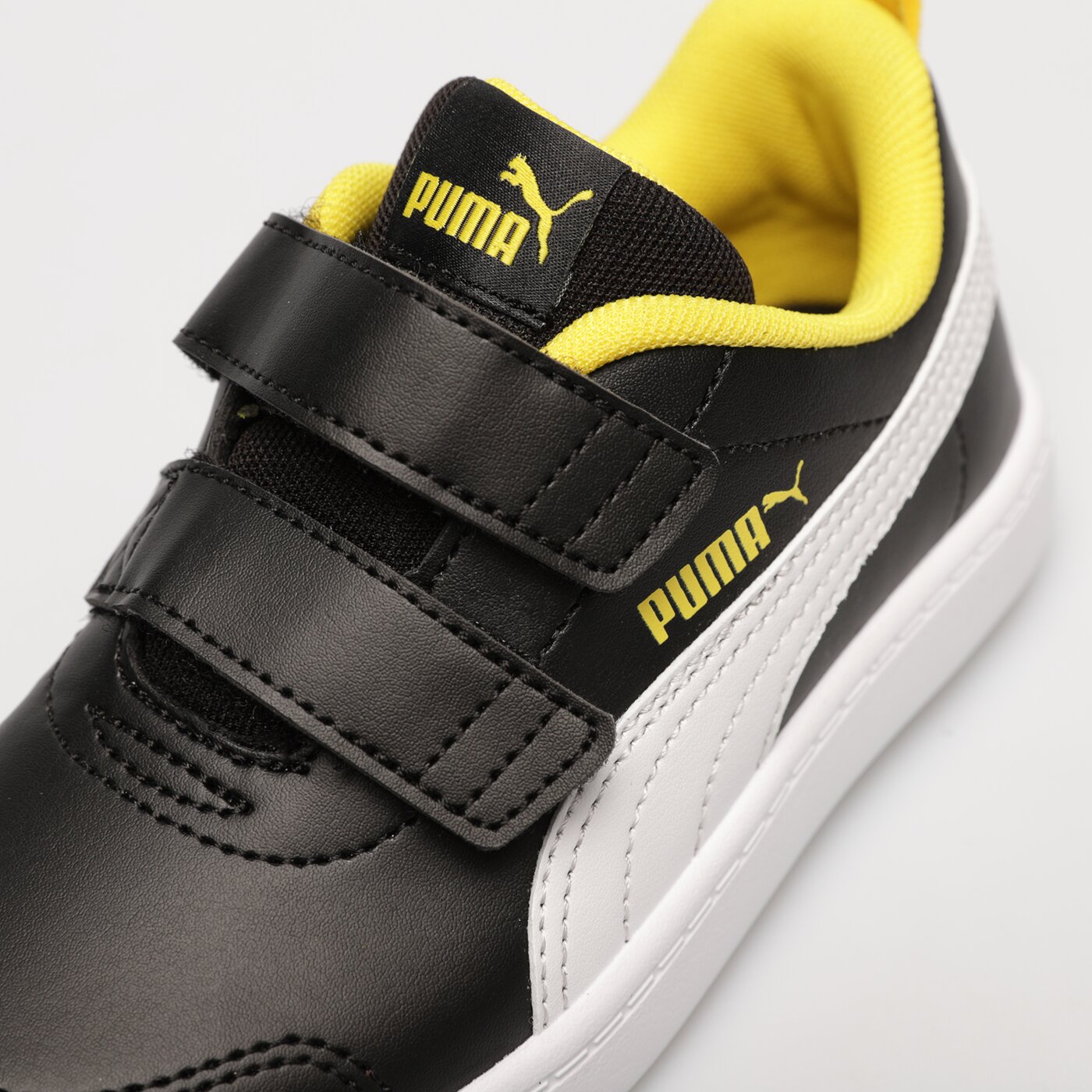 Детски маратонки PUMA COURTFLEX V2 V PS 371543 27 цвят черен