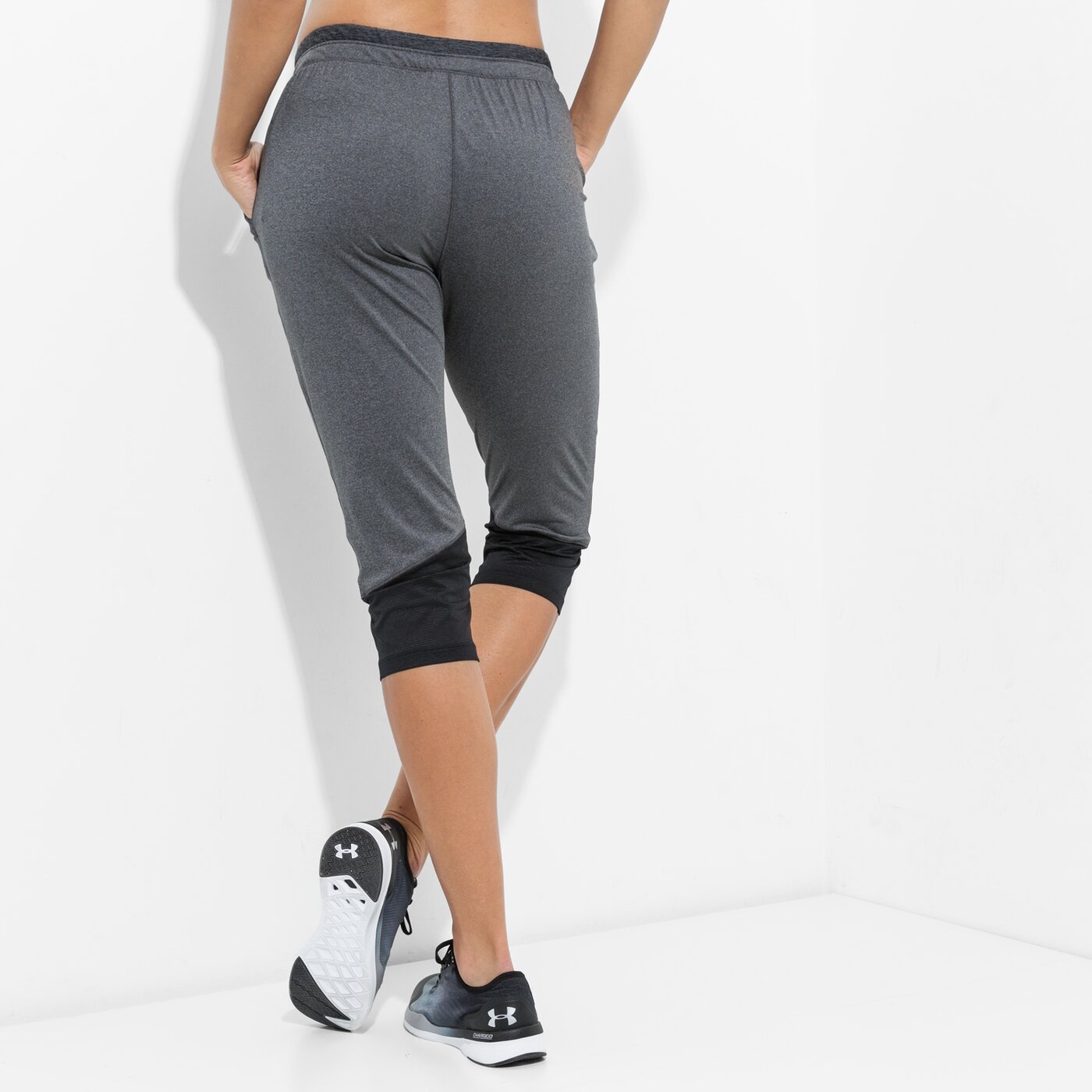 Дамски панталони UNDER ARMOUR ПАНТАЛОНИ SPORT CRO P 1294192090 цвят сив