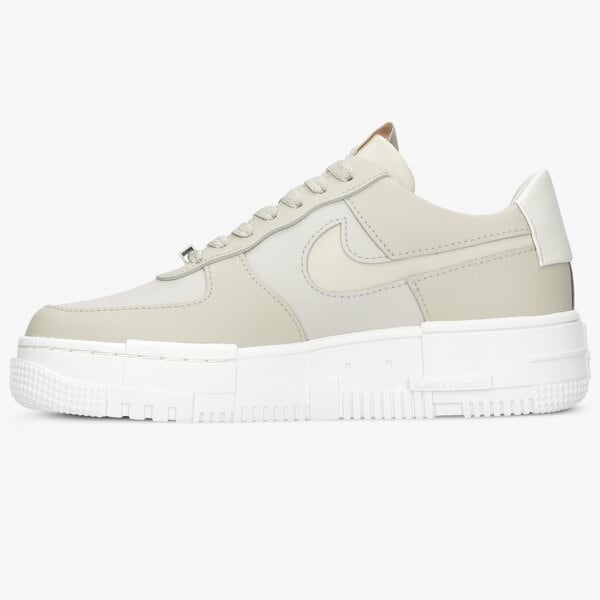 Дамски маратонки NIKE AIR FORCE 1 PIXEL  ck6649-104 цвят бежов