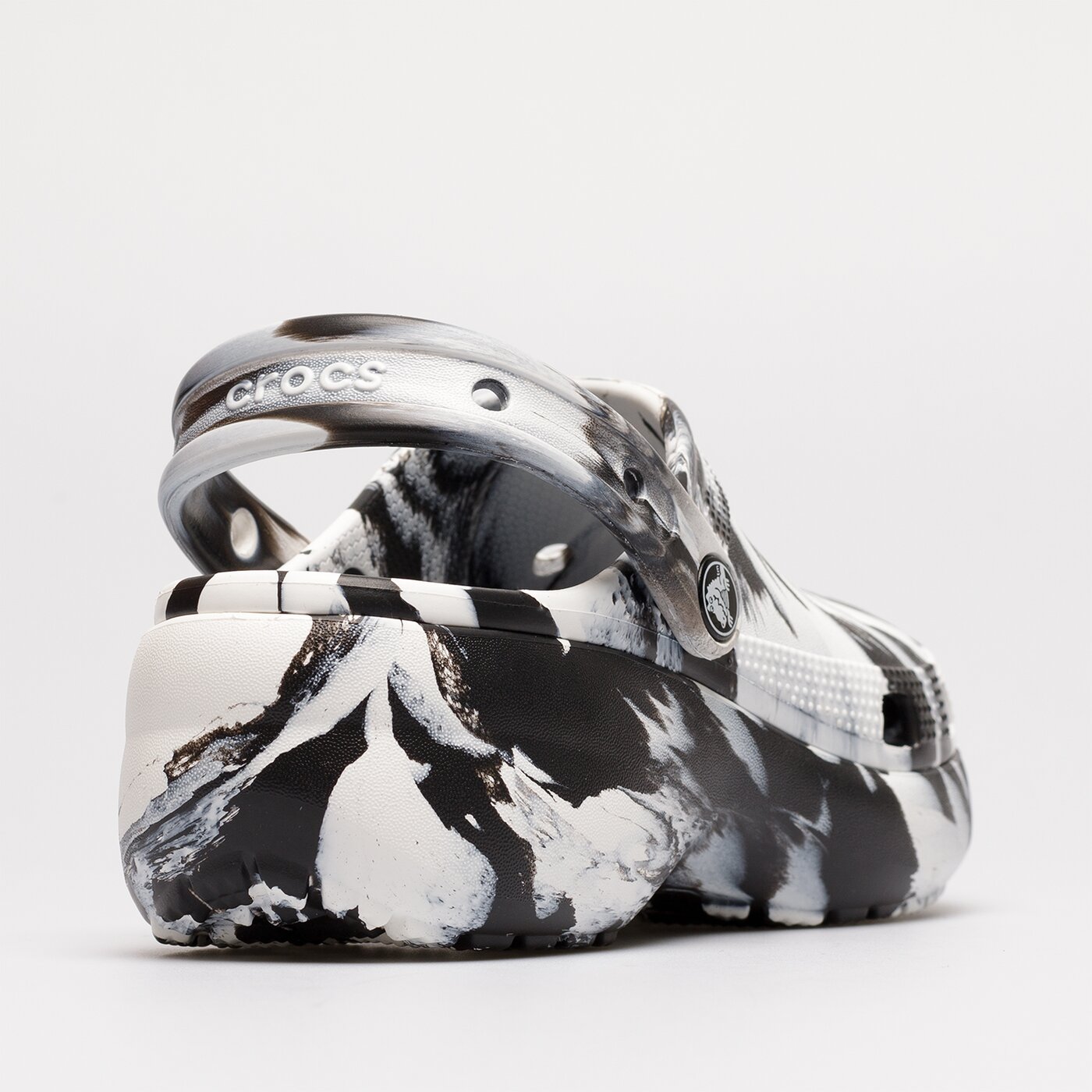 Дамски чехли и сандали CROCS PLATFORM MARBLED 207176-bw цвят черен