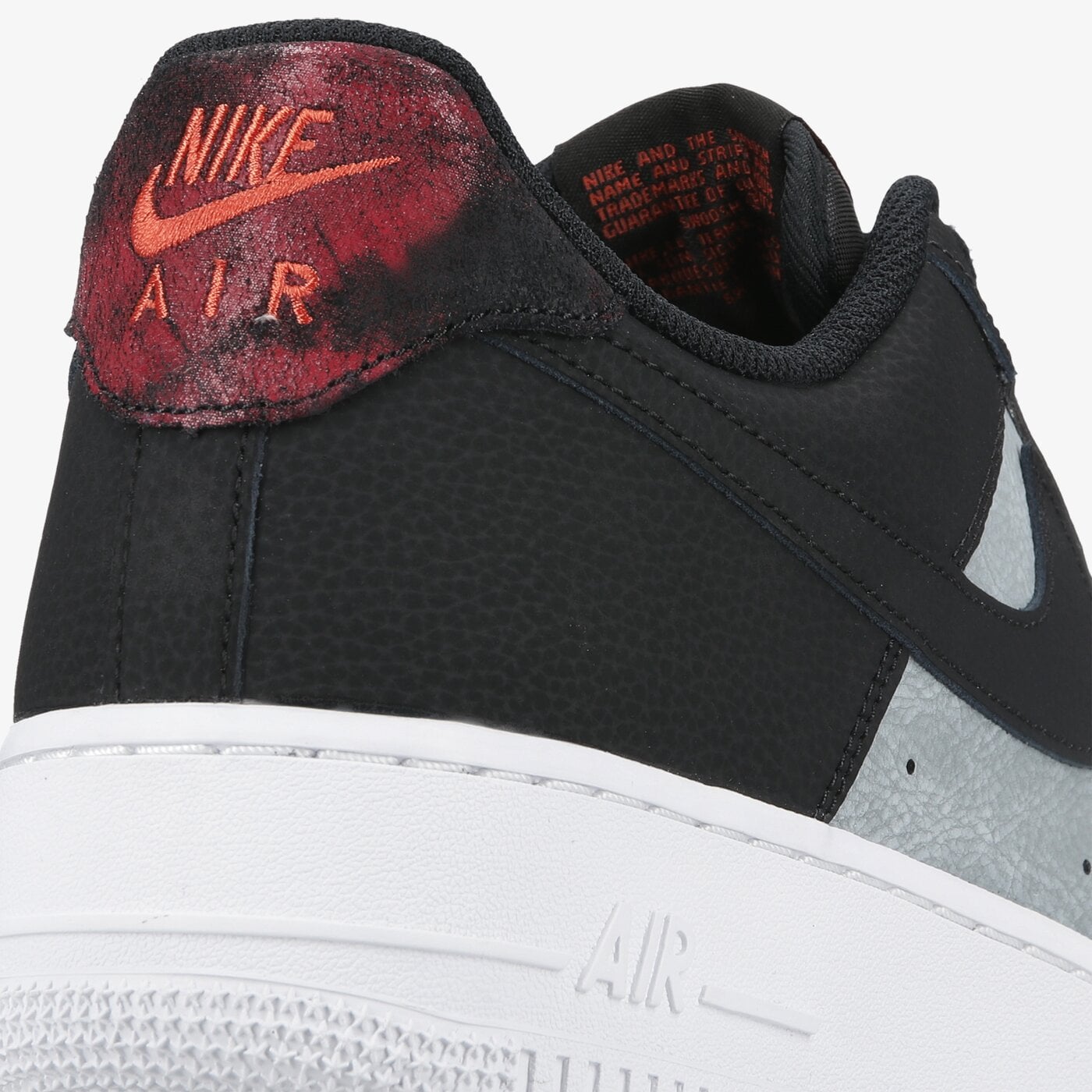 Мъжки маратонки NIKE AIR FORCE 1 '07 LV8 cz0337-001 цвят черен