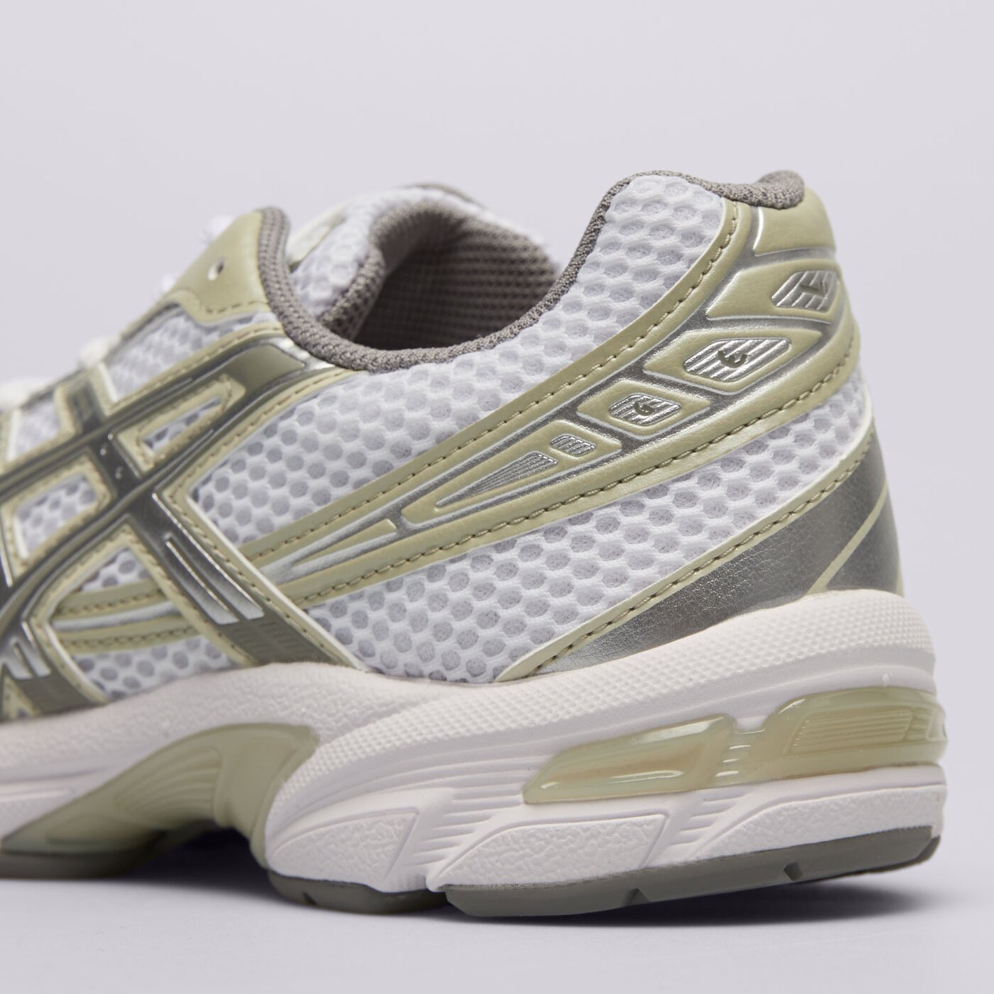 Дамски маратонки ASICS GEL-1130 1202a164_124 цвят бял