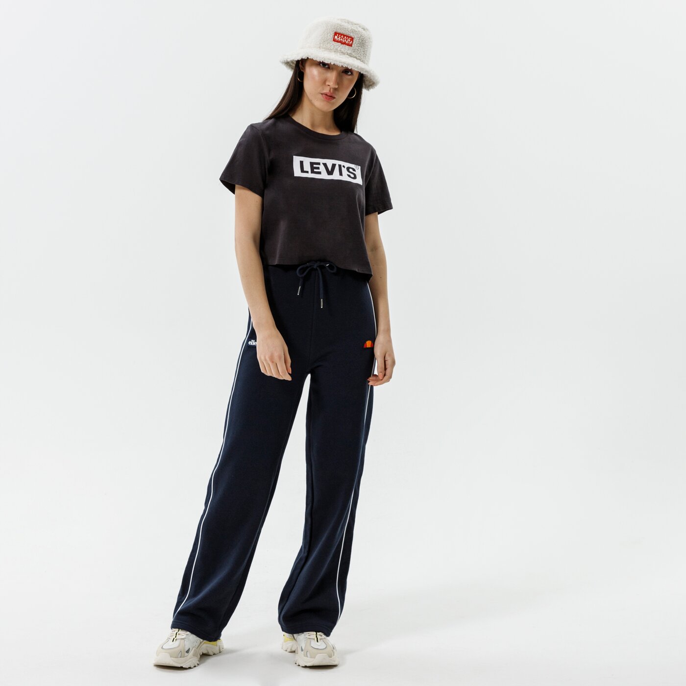 Дамски панталони ELLESSE ПАНТАЛОНИ AMITI JOG PANT NAVY sgi11061429 цвят тъмносин