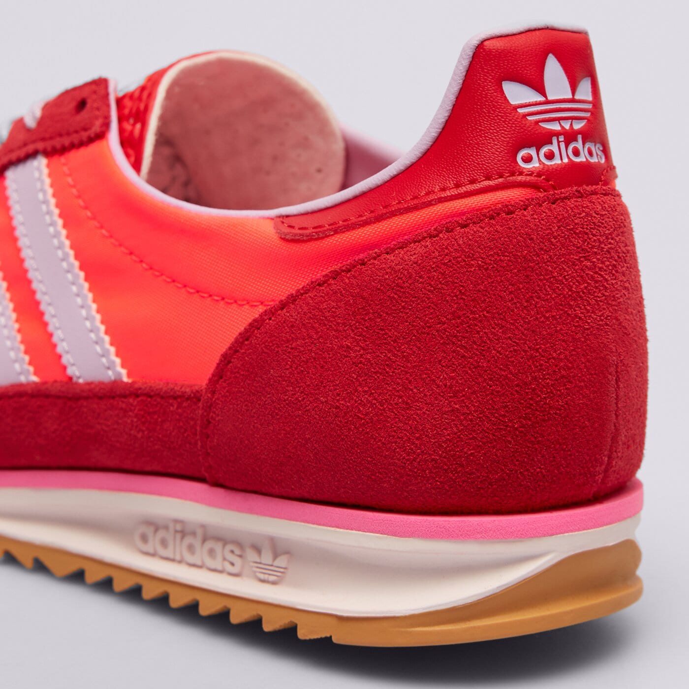 Дамски маратонки ADIDAS SL 72 OG W jh7392 цвят червен