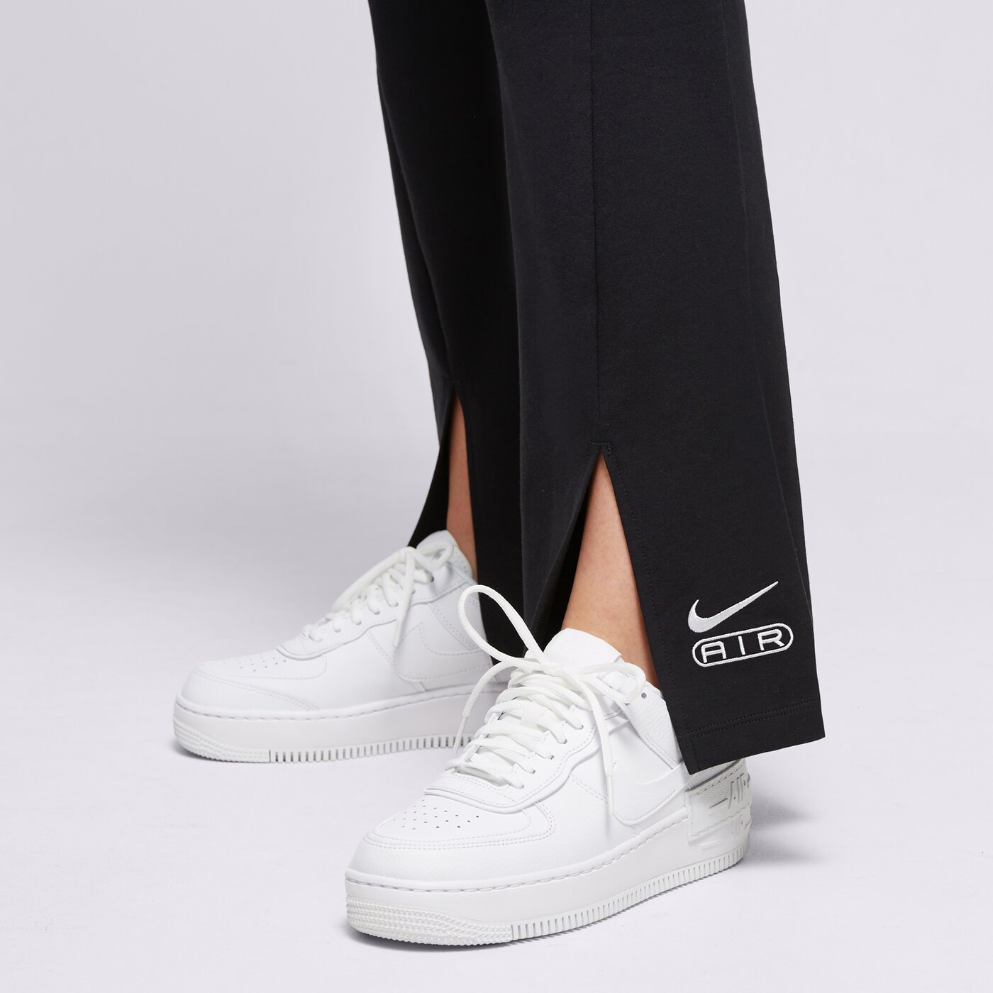 Дамски панталони NIKE ПАНТАЛОНИ W NSW AIR HR TIGHT fn1891-010 цвят черен