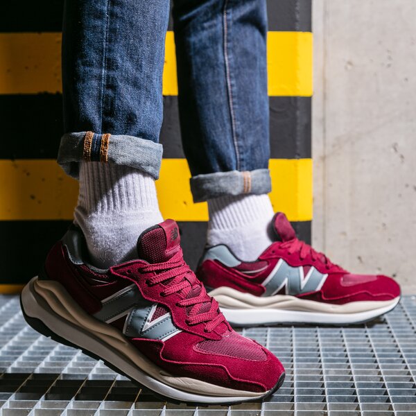Мъжки маратонки NEW BALANCE 5740  m5740hl1 цвят бордо