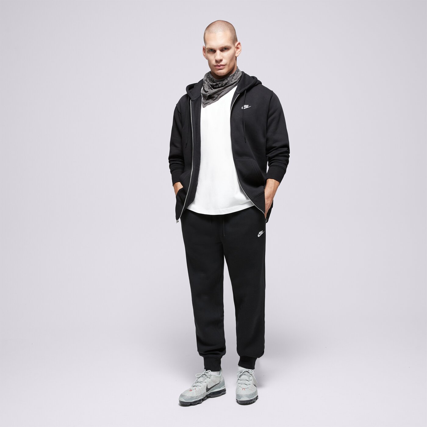 Мъжки суичър NIKE СУИТЧЪР СЪС ЗАКОПЧАВАНЕ   M NK CLUB BB FZ HOODIE fn3861-010 цвят черен