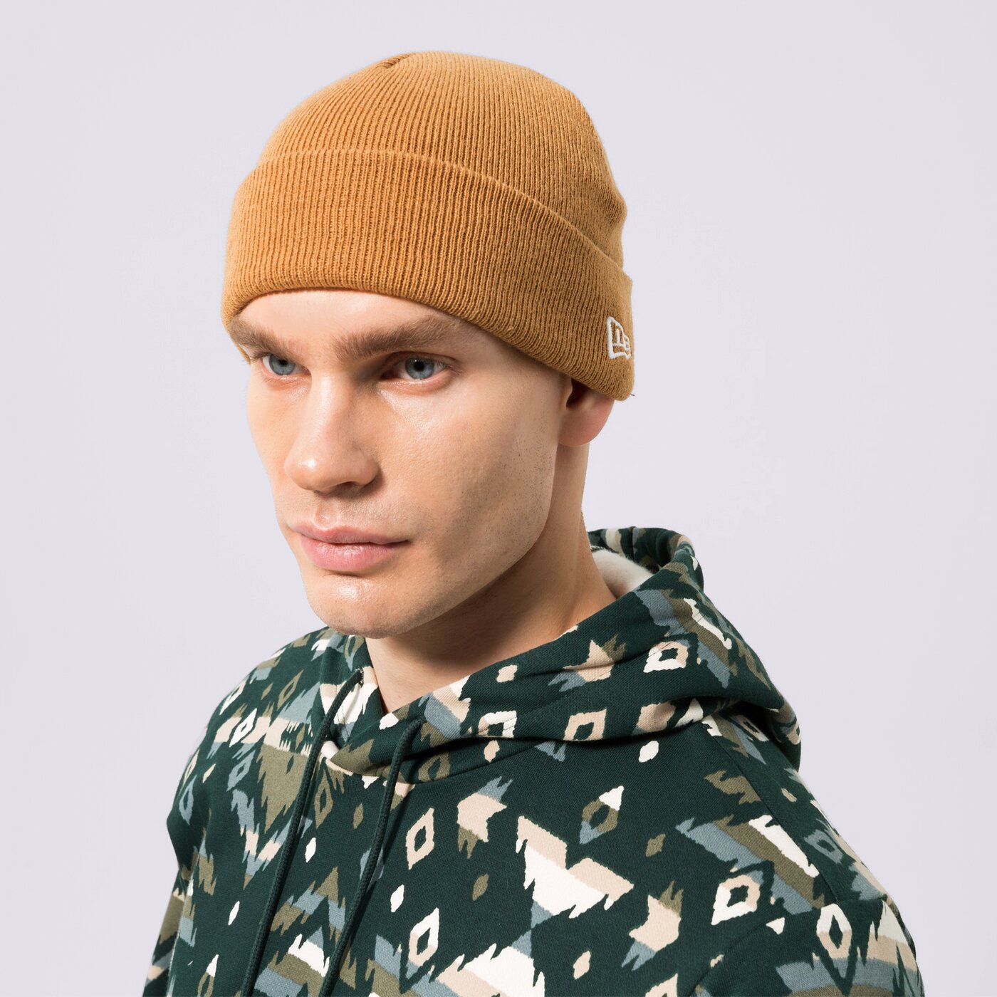 Мъжка зимна шапка NEW ERA ШАПКА NE BEANIE TOF NEW ERA WHT 60284977 цвят бежов