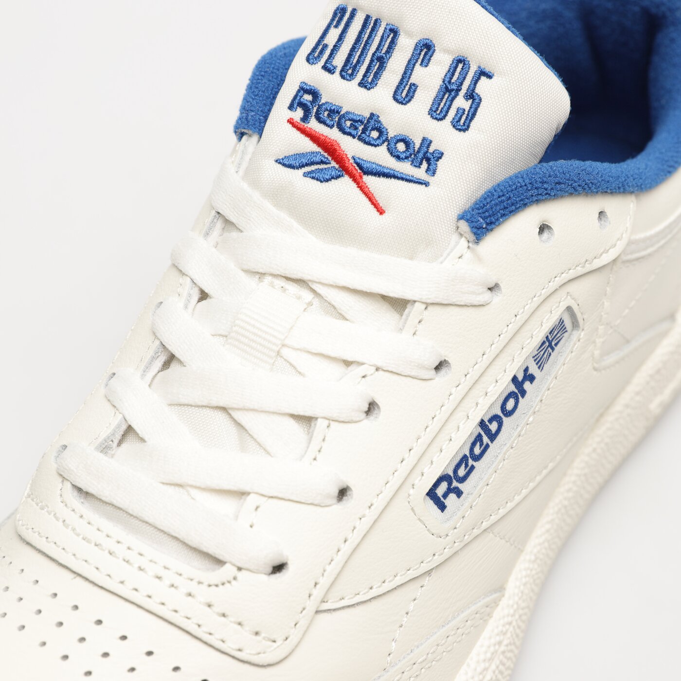 Дамски маратонки REEBOK CLUB C 85 ie9388 цвят бял