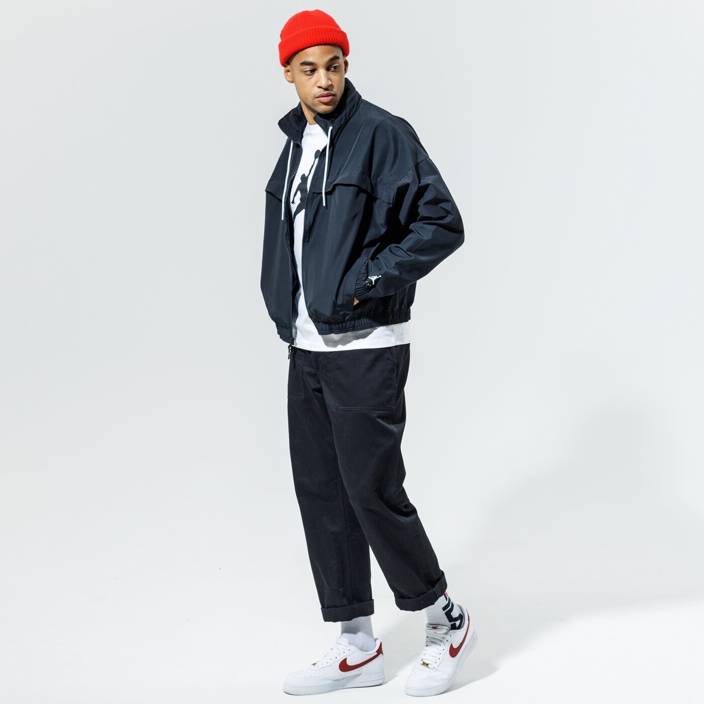 Мъжко преходно яке JORDAN ЯКЕ M J JMPMN WINDBREAKER da7172-010 цвят черен