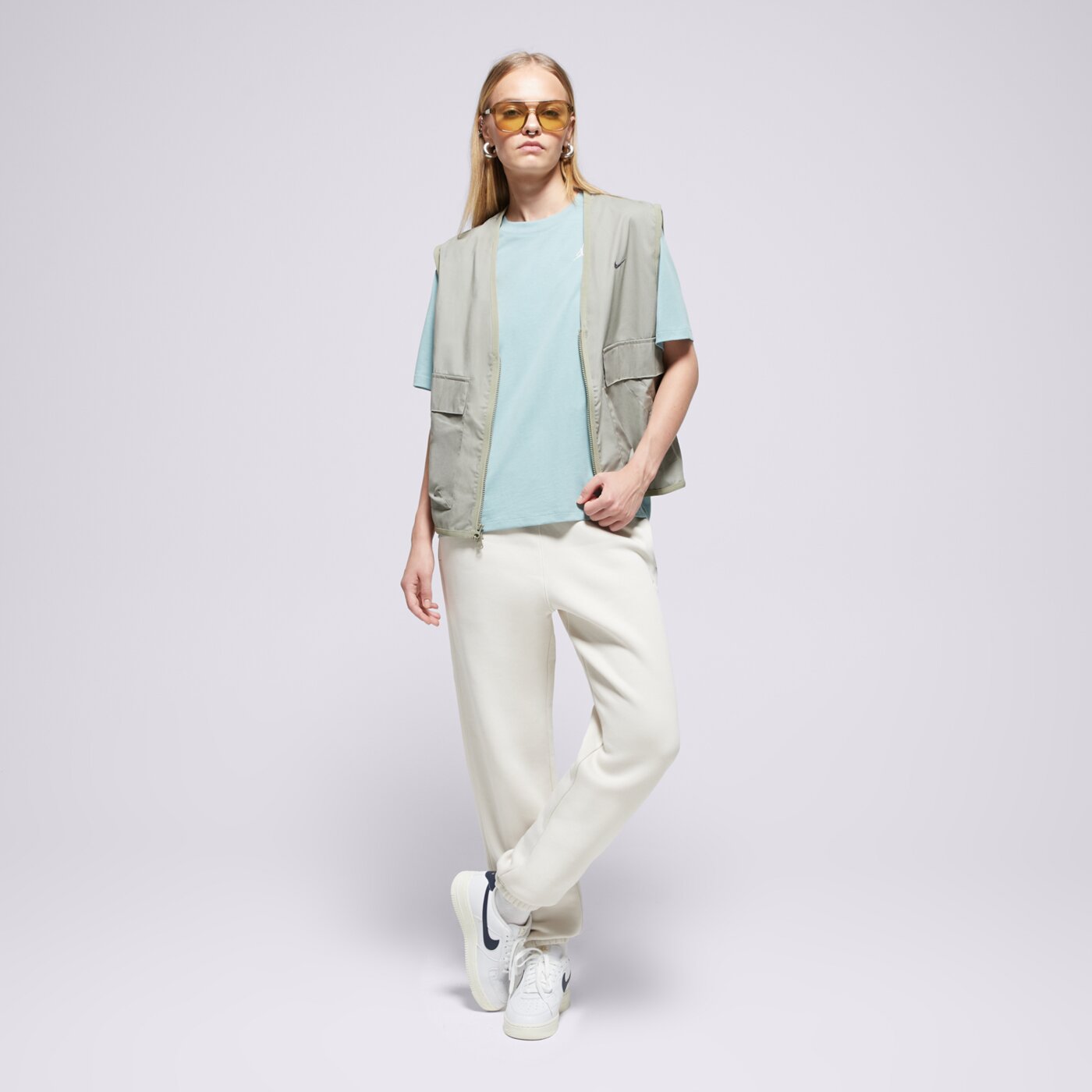 Дамска тениска W J BRK ESS SS GF TEE 23  fn4500-017 цвят зелен