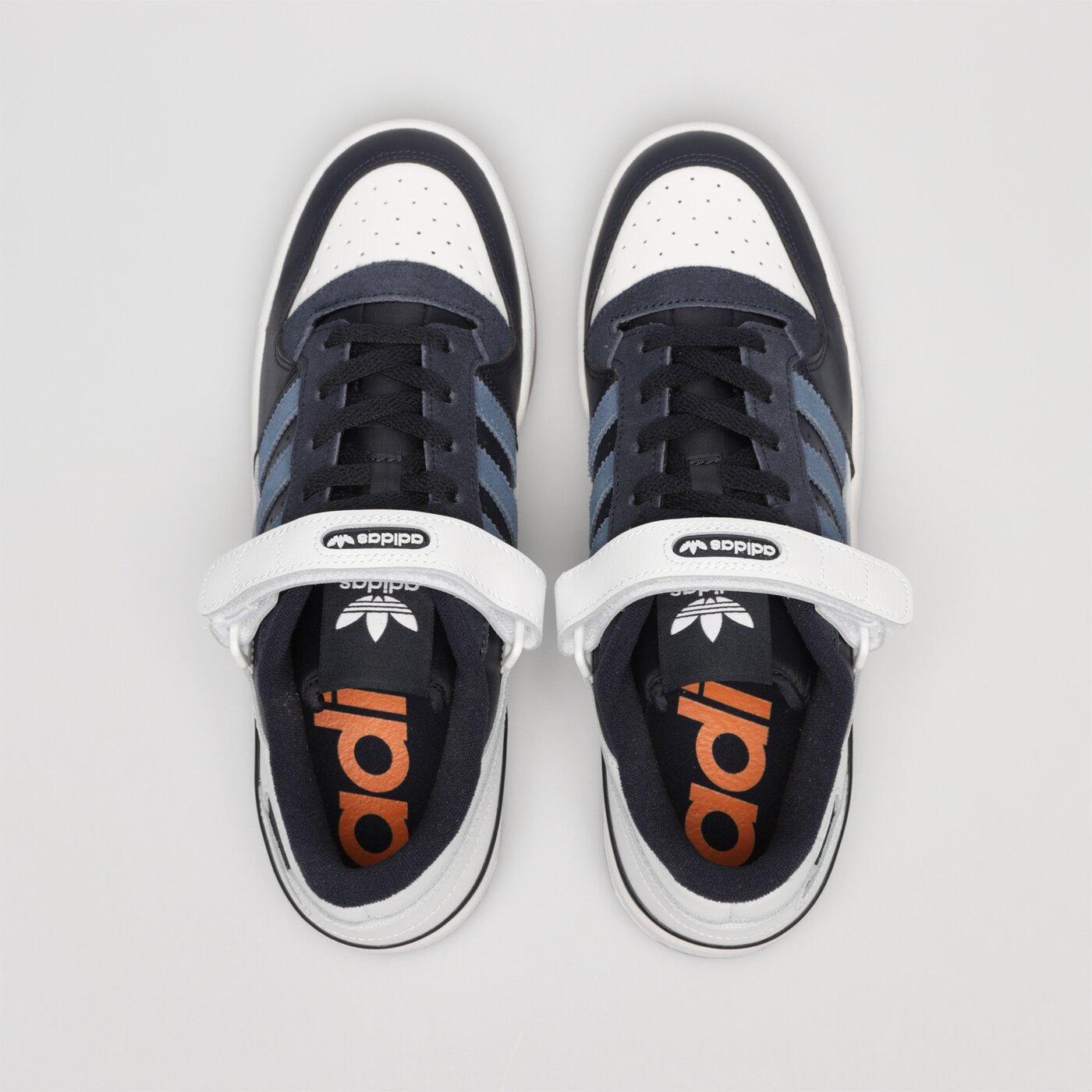 Мъжки маратонки ADIDAS FORUM LOW gx7066 цвят бял