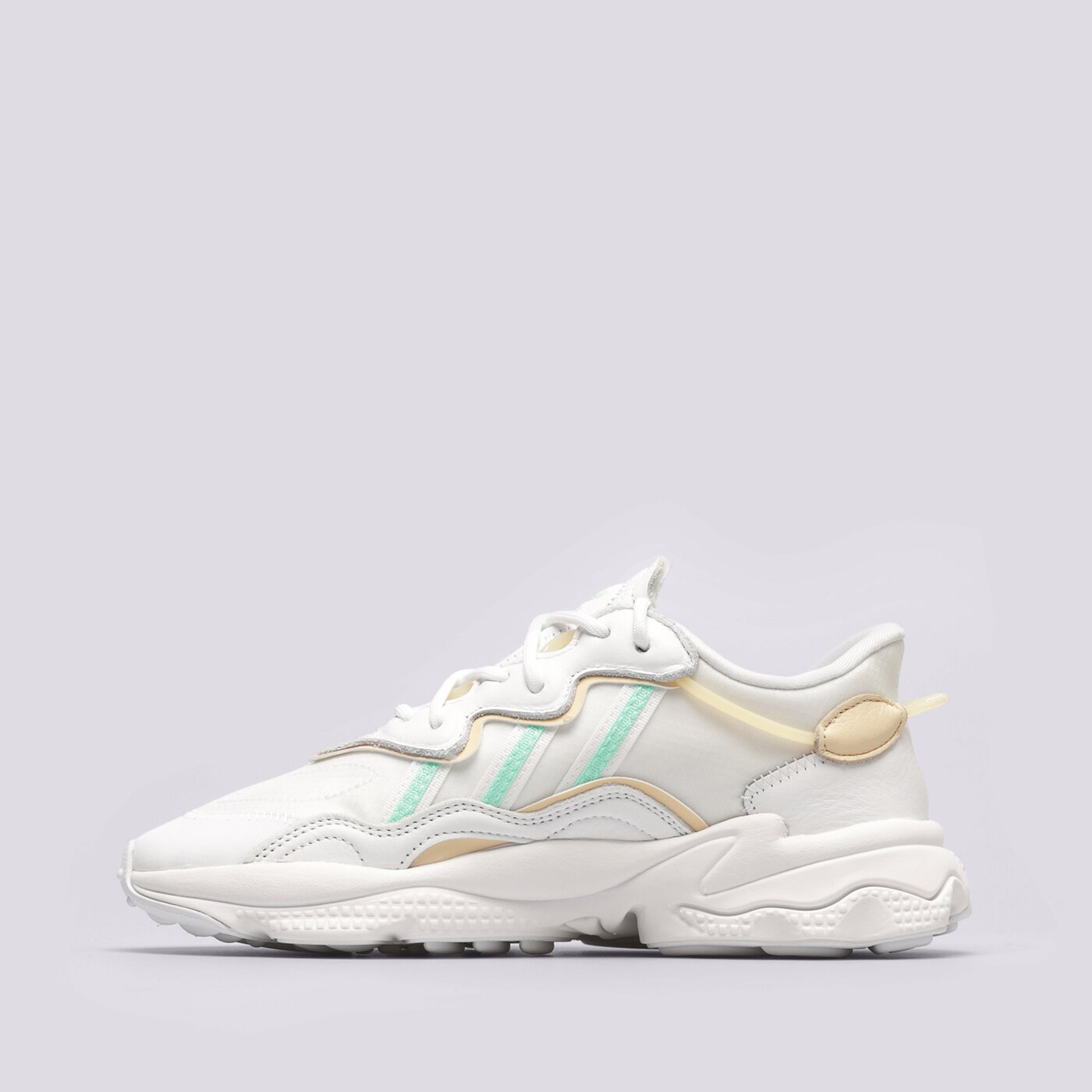 Дамски маратонки ADIDAS OZWEEGO W gw4650 цвят бял