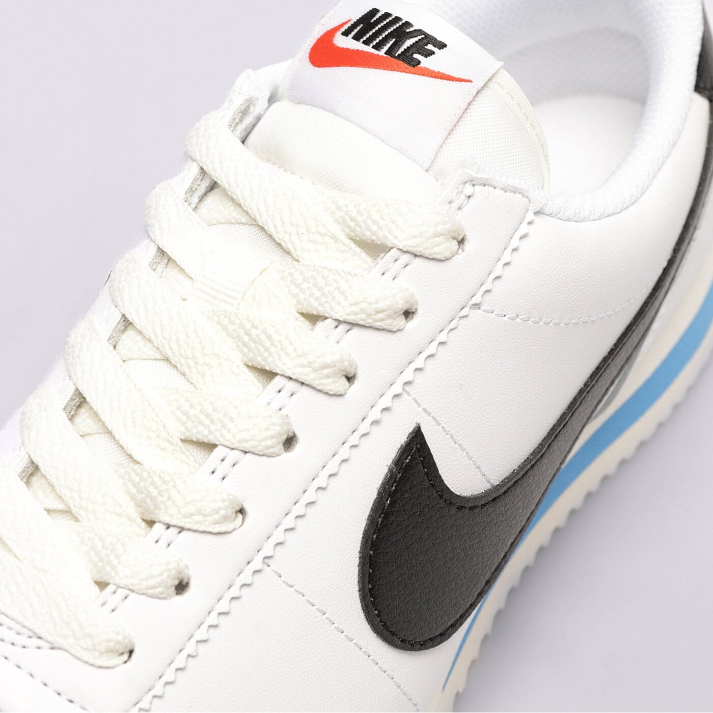 Дамски маратонки NIKE CORTEZ  dn1791-100 цвят бял