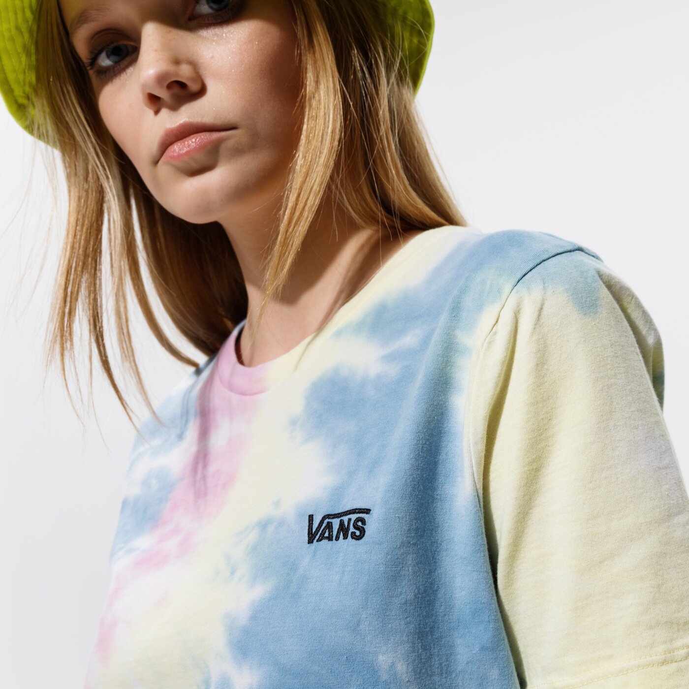 Дамски VANS РОКЛЯ WM SPIRALING TEE АНЦУГS ORCHID vn0a5dn50fs1 цвят многоцветен