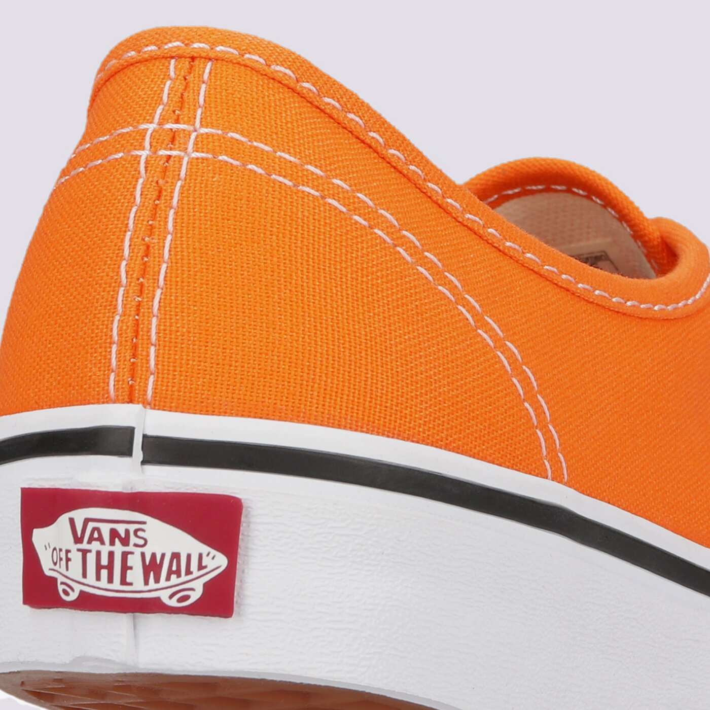 Дамски маратонки VANS UA AUTHENTIC vn0a5krdavm1 цвят оранжев