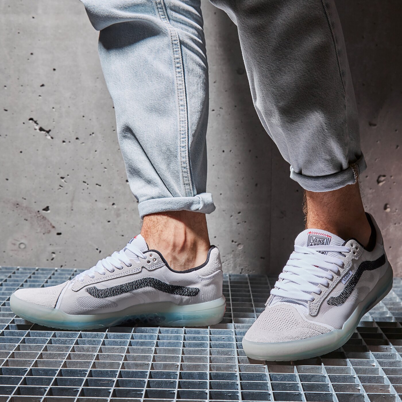 Мъжки маратонки VANS UA EVDNT ULTIMATEWAFFLE vn0a5dy74np1 цвят бял