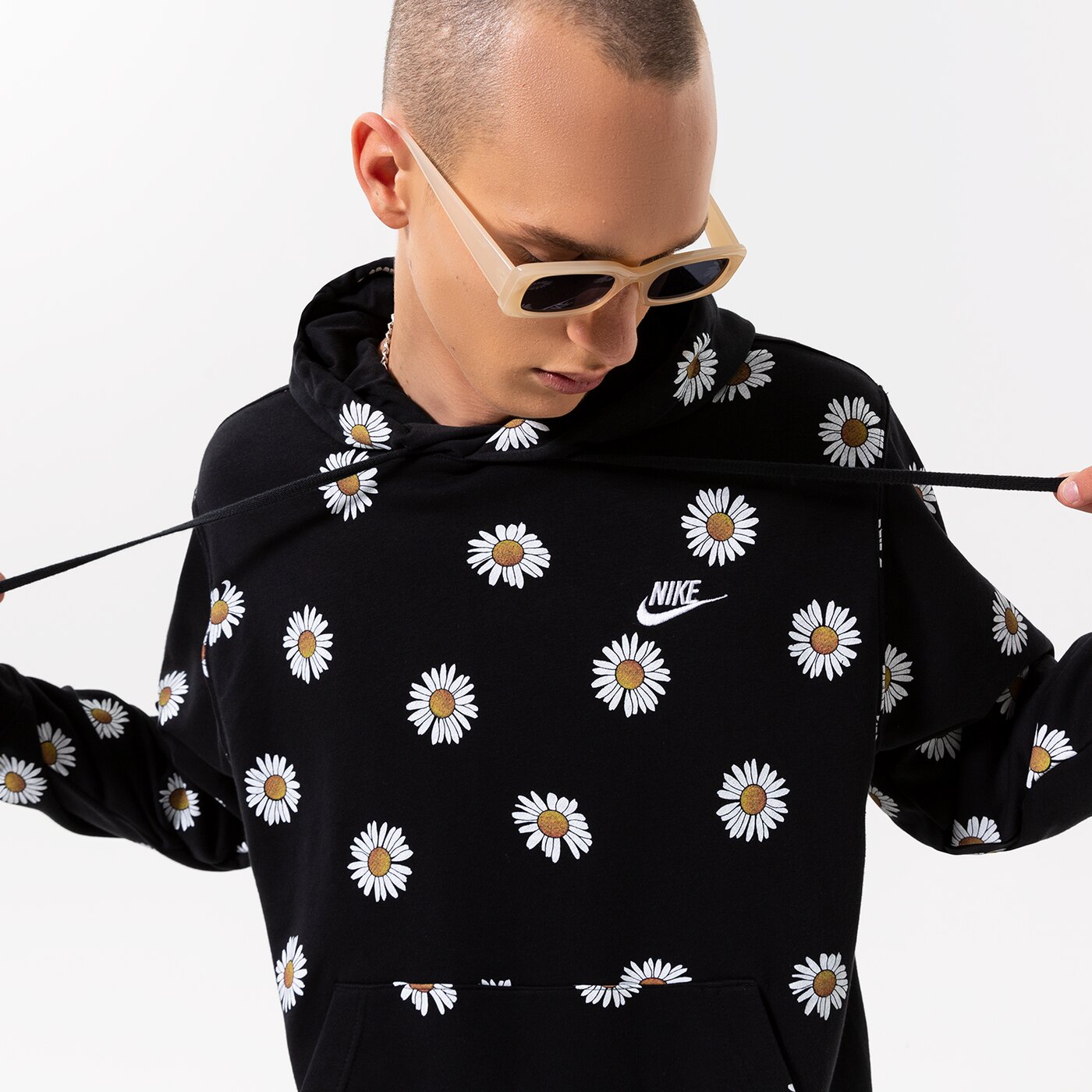 Мъжки суичър NIKE СУИТЧЪР С КАЧУЛКА dm6907-010 цвят черен