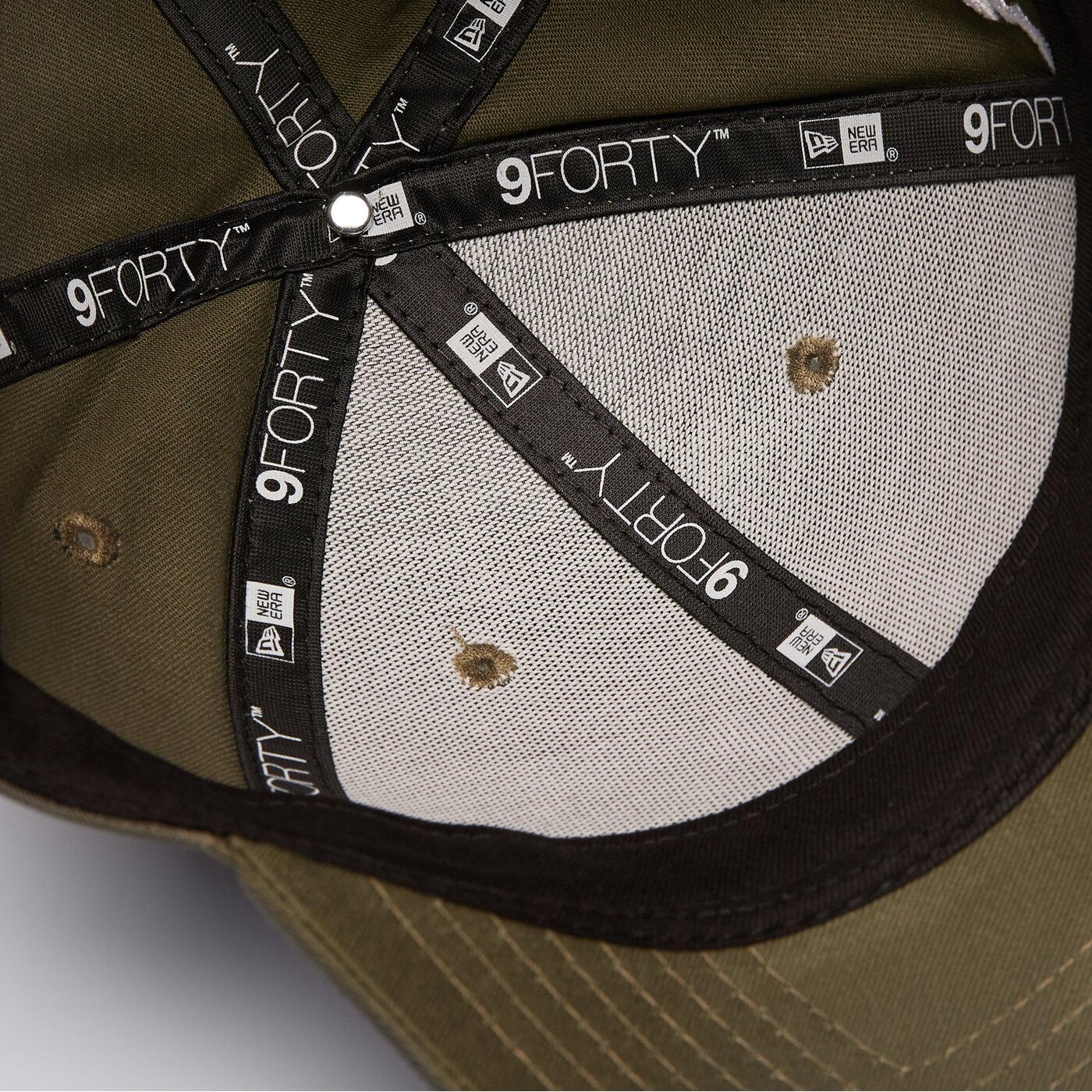 Дамска шапка с козирка NEW ERA ШАПКА SIDE PATCH 940 NYY NEW YORK YANKEES 60435138 цвят каки