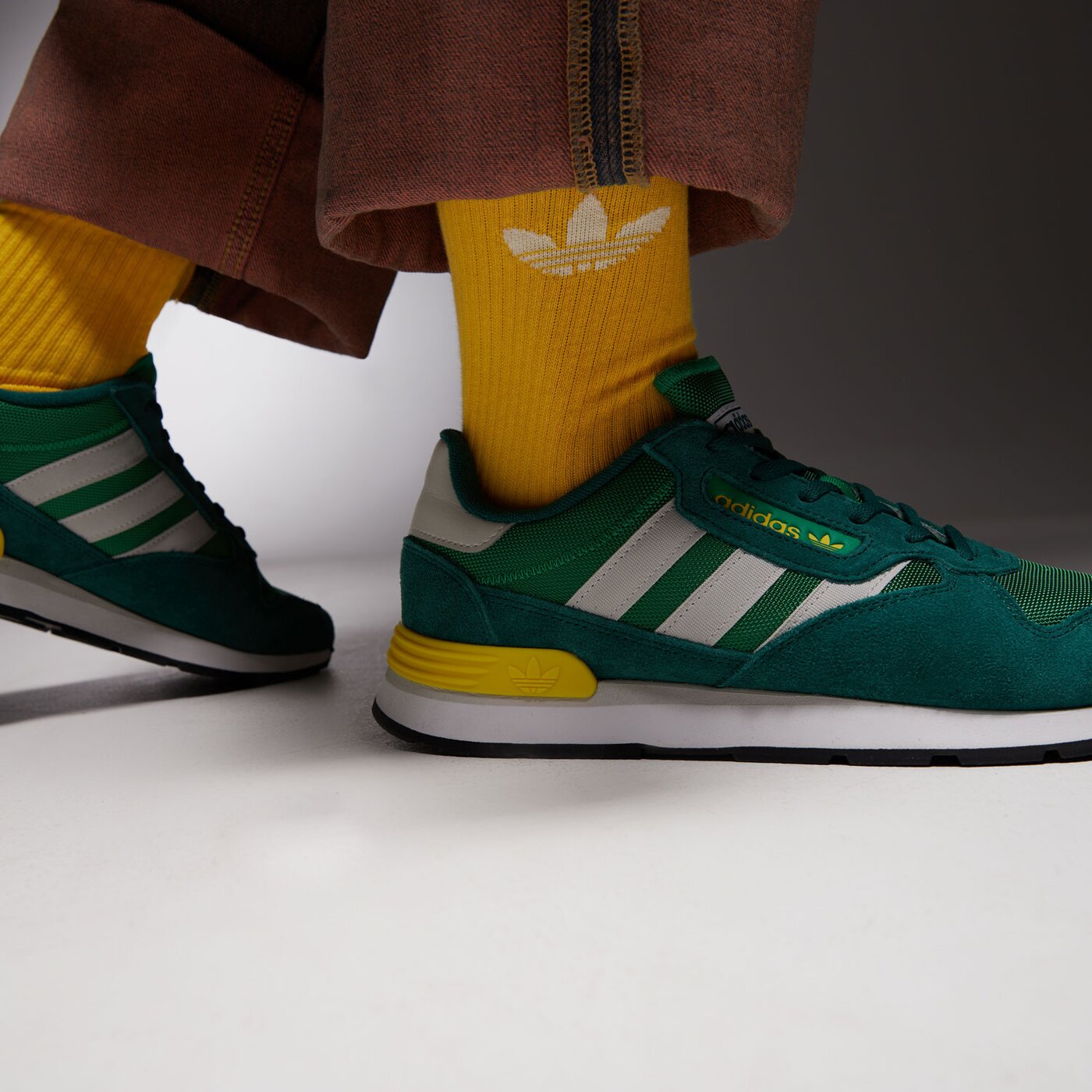 Мъжки маратонки ADIDAS TREZIOD 2 ih3807 цвят зелен