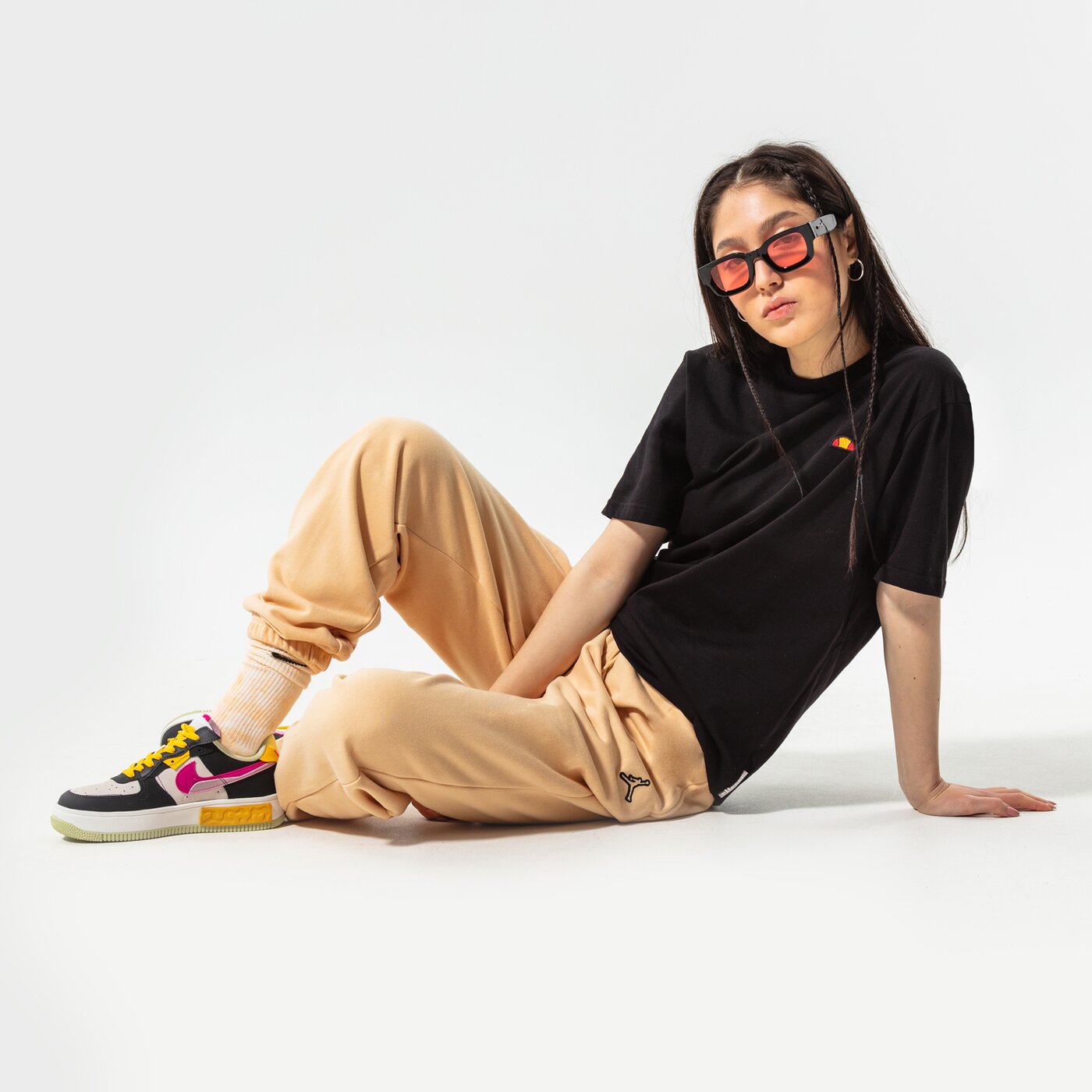 Дамски панталони JORDAN ПАНТАЛОНИ W J FLC PANT CORE dn4575-268 цвят бежов