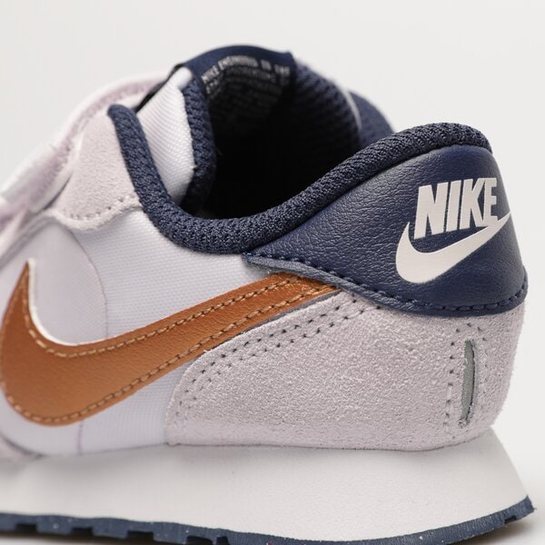 Детски маратонки NIKE MD VALIANT  cn8560-501 цвят бял