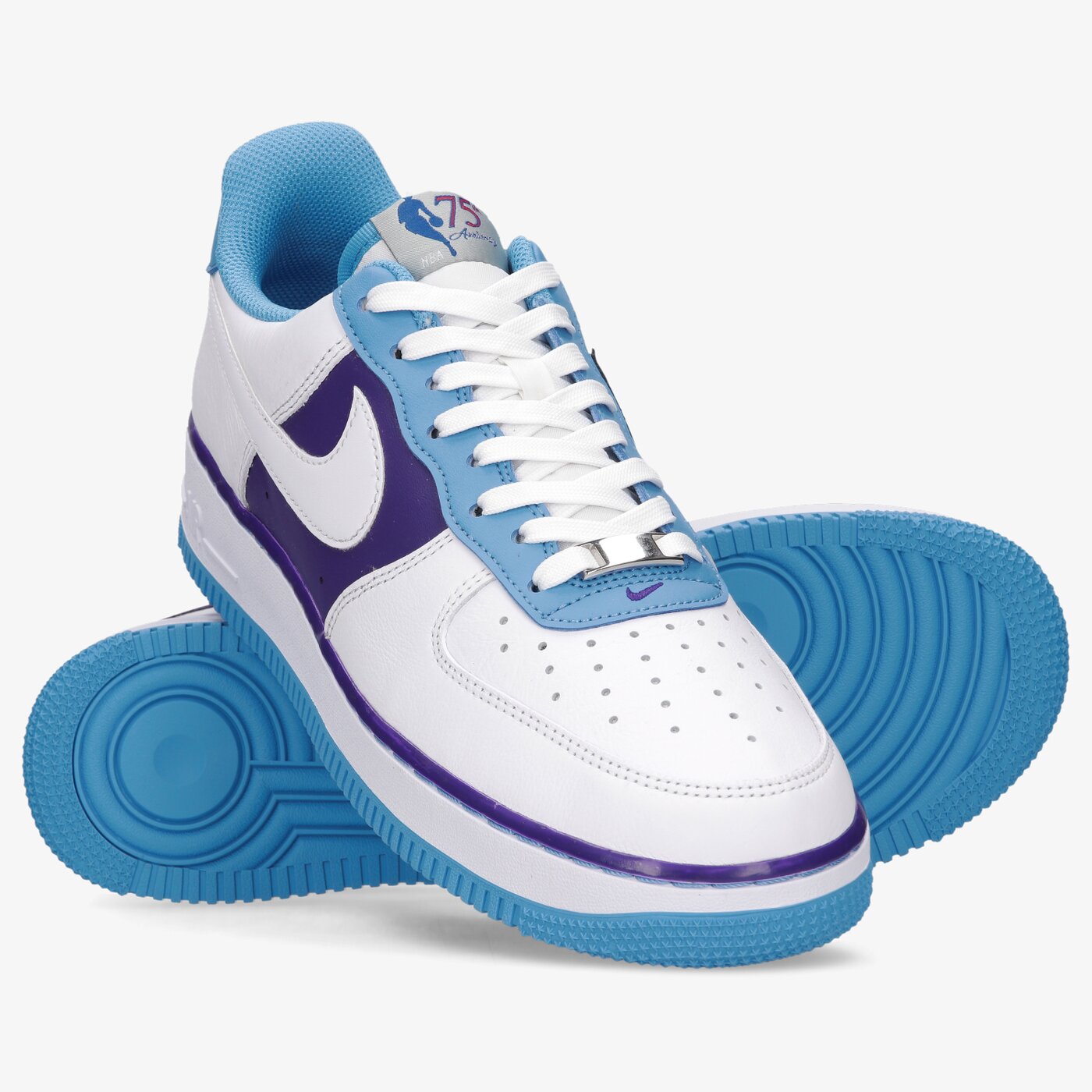 Мъжки маратонки NIKE AIR FORCE 1 '07 LV8 EMB dc8874-101 цвят бял