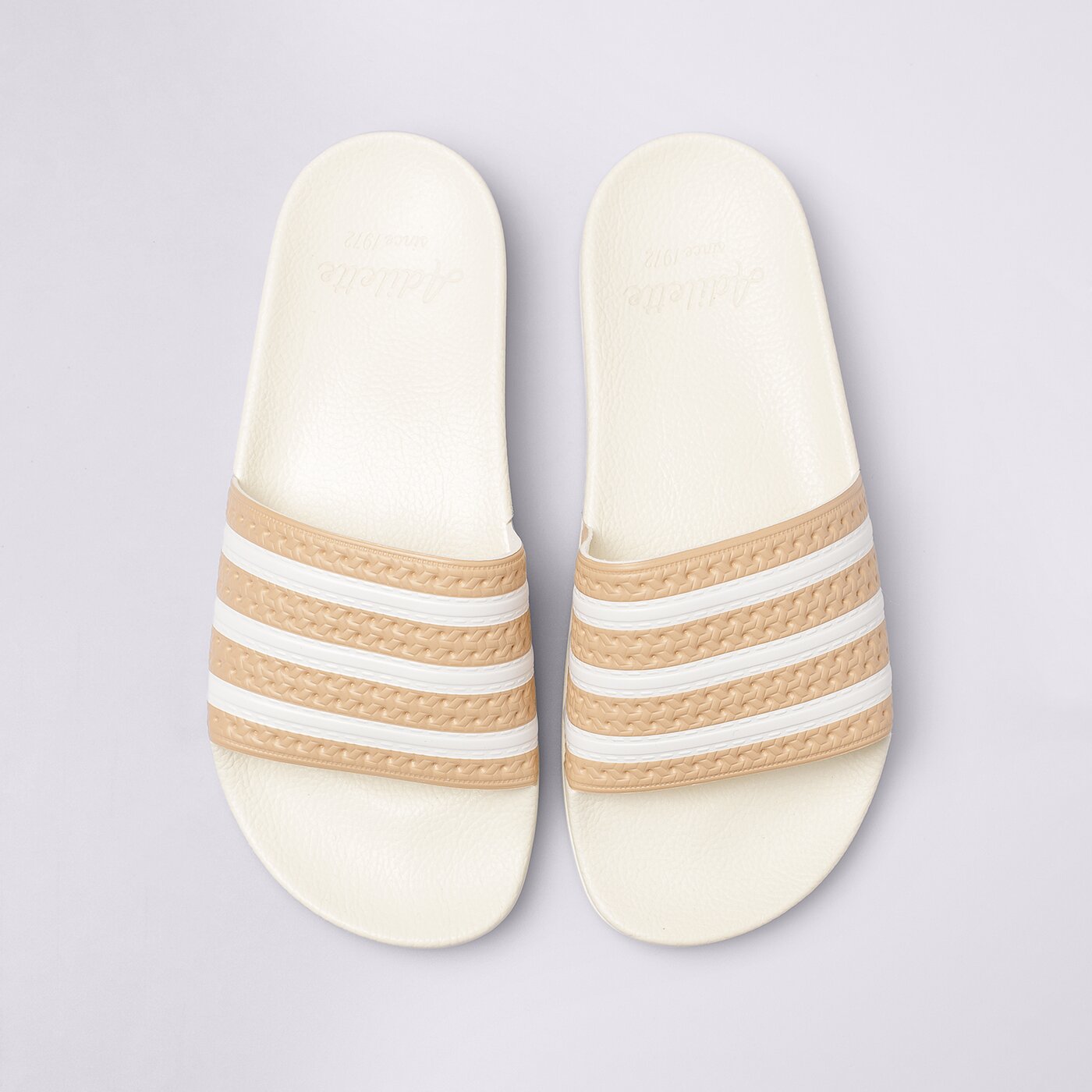 Дамски чехли и сандали ADIDAS ADILETTE gy2102 цвят бежов