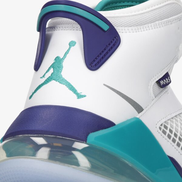 Мъжки маратонки JORDAN MARS 270  cd7070-135 цвят бял