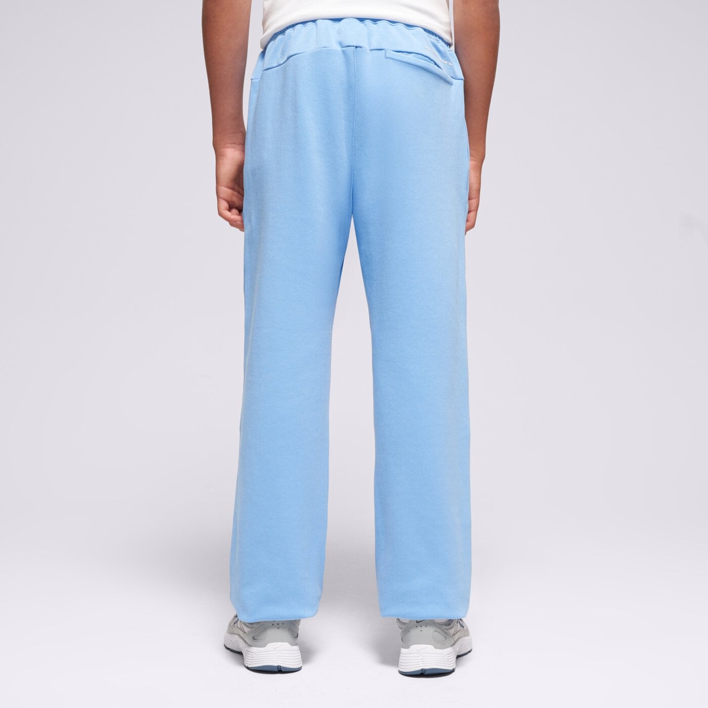 Детски панталони JORDAN ПАНТАЛОНИ JDB MJ SPORT STMT HOOP FLC PAN BOY 95d274-b9f цвят син