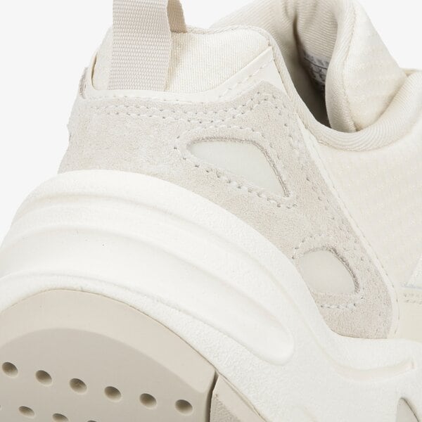 Дамски маратонки ADIDAS ZX 22 BOOST gy6697 цвят бежов